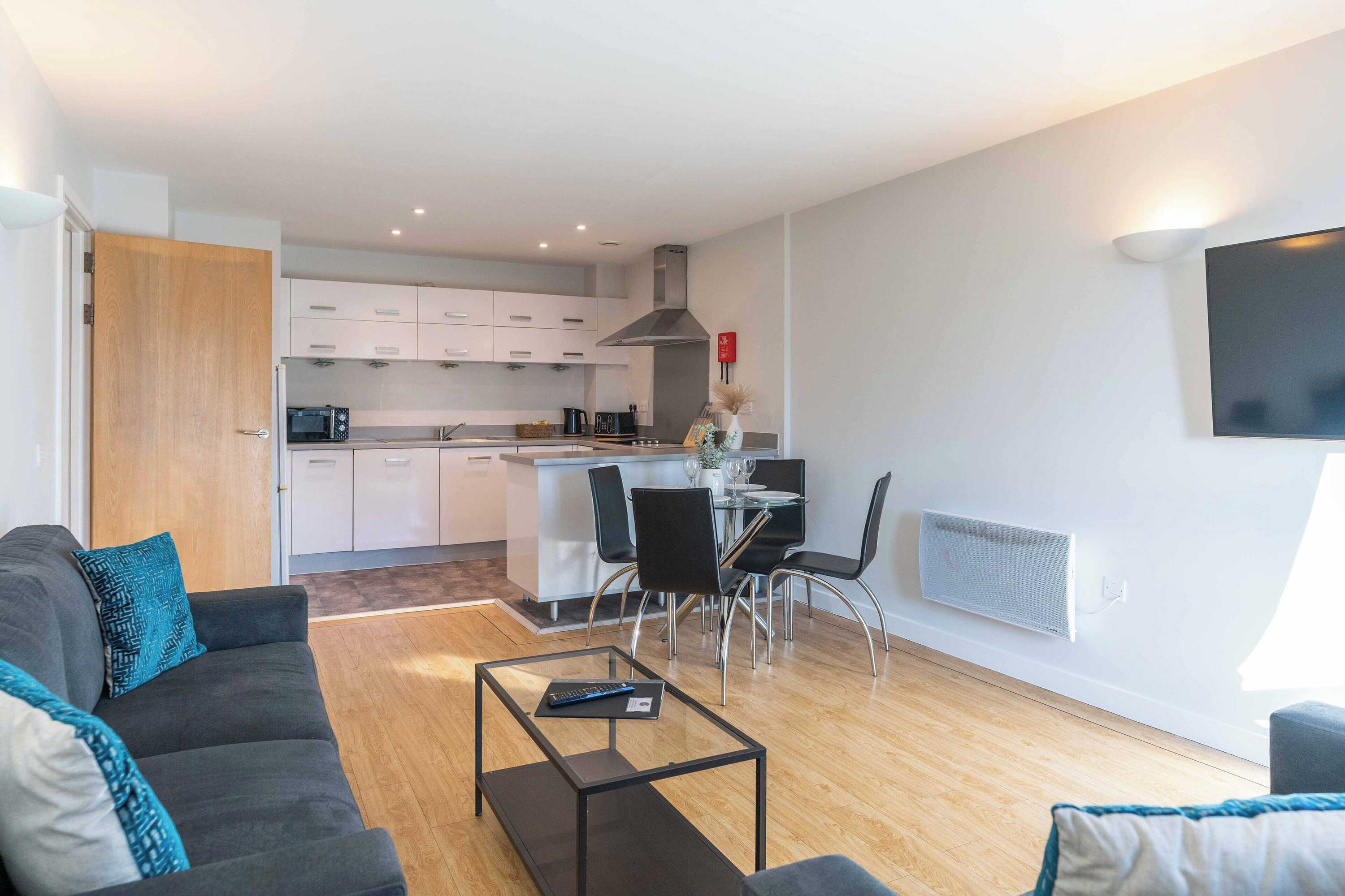 Gift card for Cotels Centro - Central Location, Parking, Fibre Wifi, Smart Tv, Fully Equipped Kitchen Gift card for Cotels Centro - Central Location, Parking, Fibre Wifi, Smart Tv, Fully Equipped Kitchen