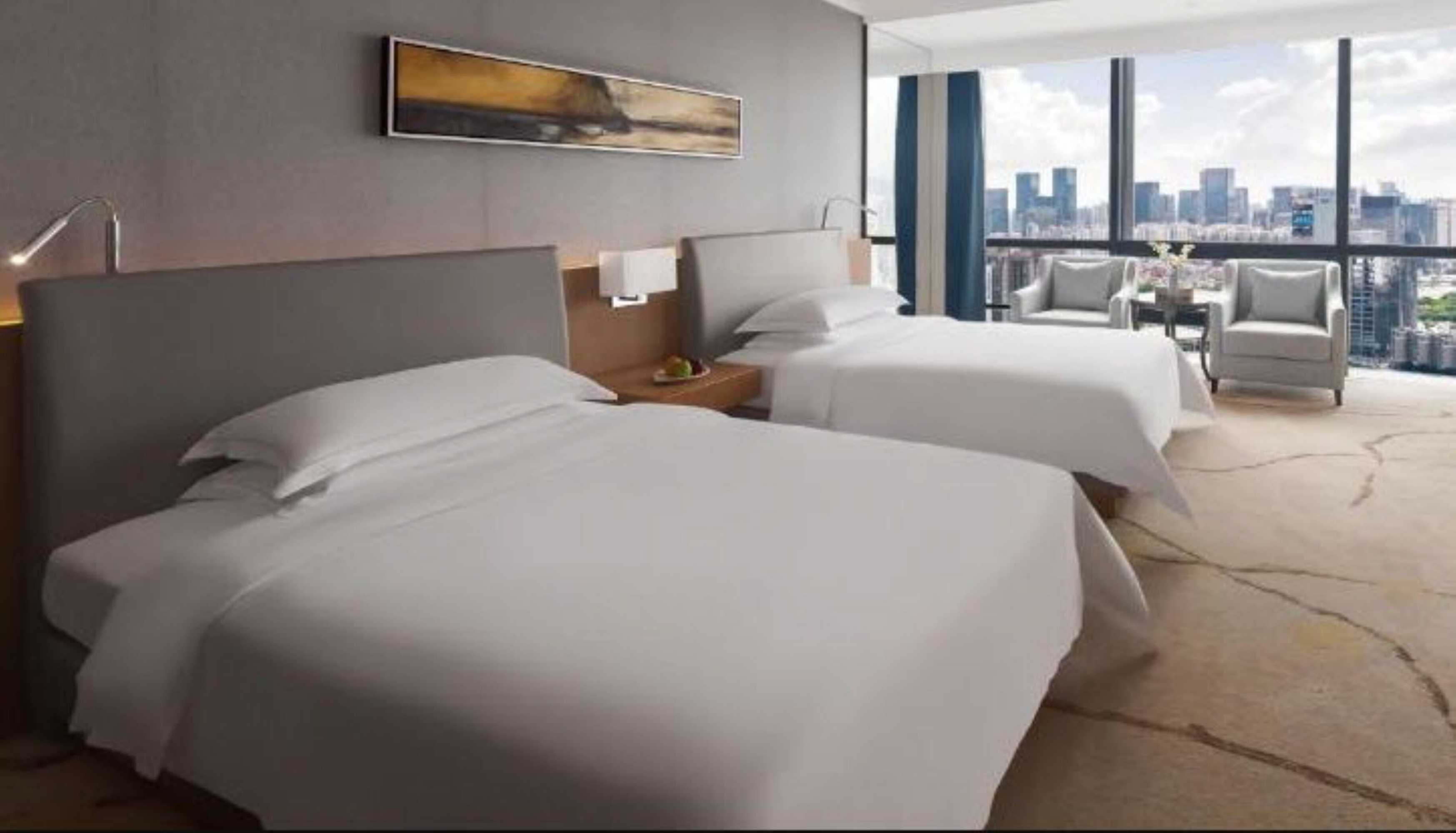 Gift card for Huaqiang Plaza Hotel Shenzhen, Enjoy Complimentary Mini Bar & Night Snack, Add Breakfast - Enjoy Complimentary Afternoon Tea Gift card for Huaqiang Plaza Hotel Shenzhen, Enjoy Complimentary Mini Bar & Night Snack, Add Breakfast - Enjoy Complimentary Afternoon Tea
