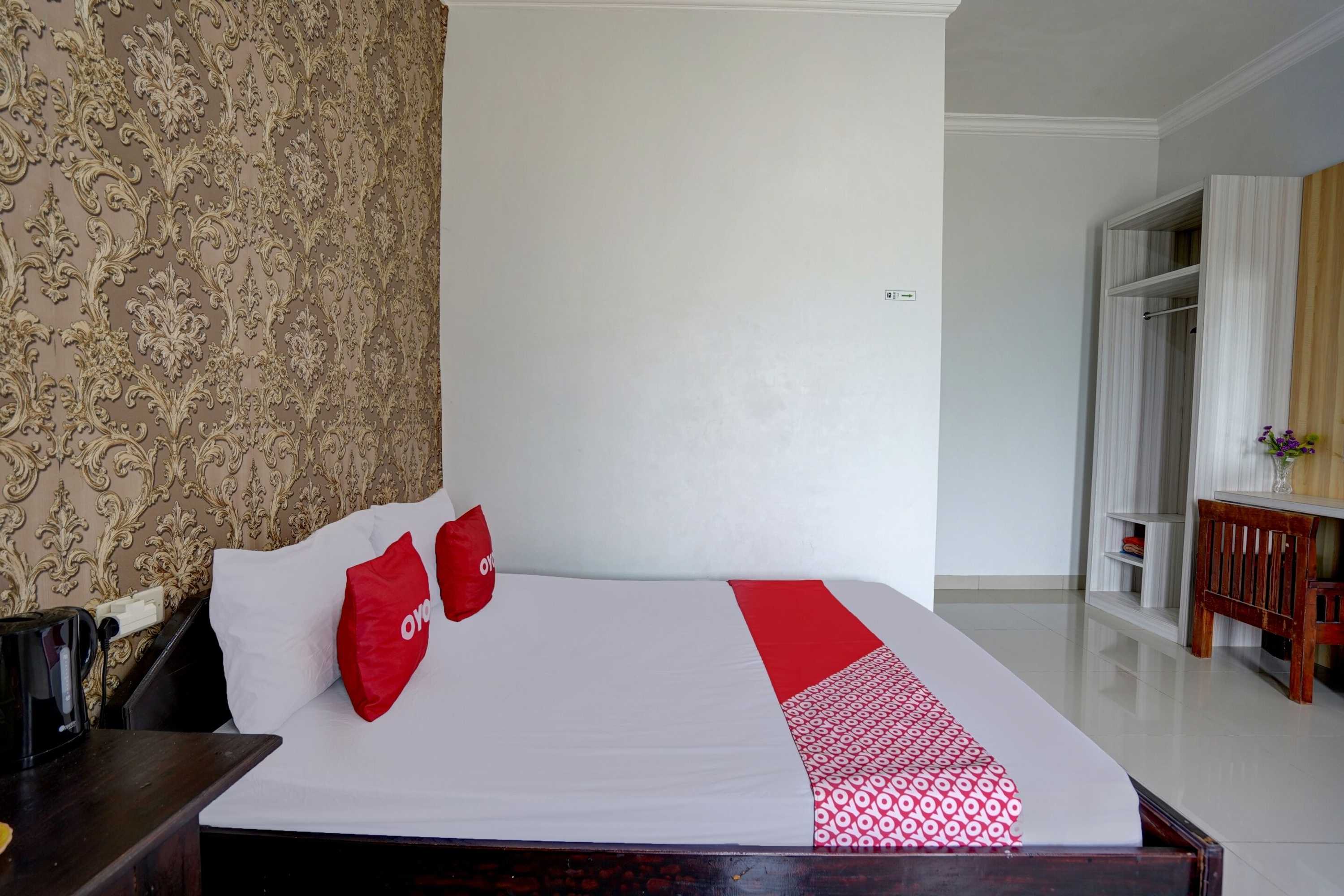Gift card for Oyo 92907 Miranda Hotel Syariah Gift card for Oyo 92907 Miranda Hotel Syariah