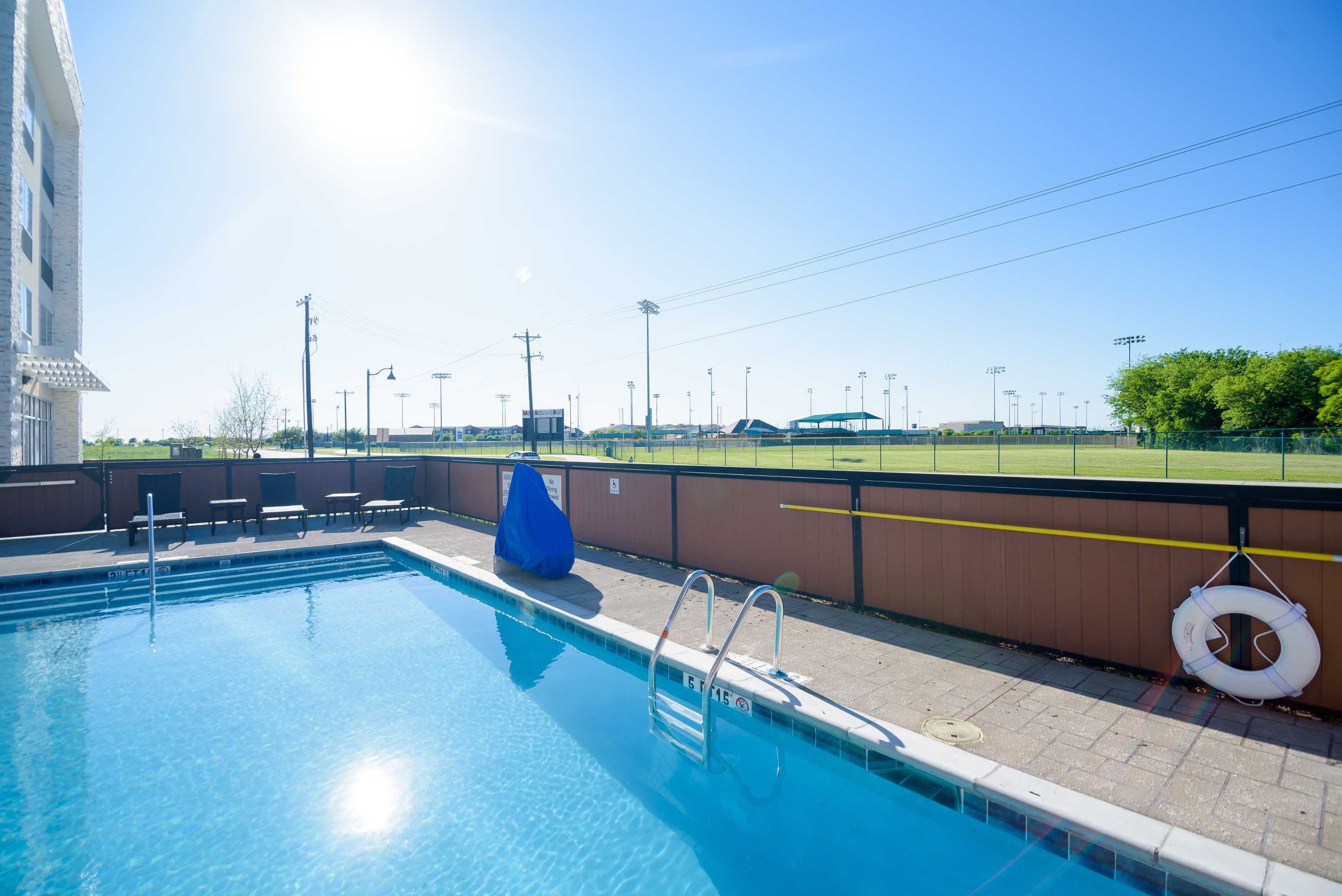 Gift card for Holiday Inn Express & Suites Mckinney - Frisco East by Ihg Gift card for Holiday Inn Express & Suites Mckinney - Frisco East by Ihg