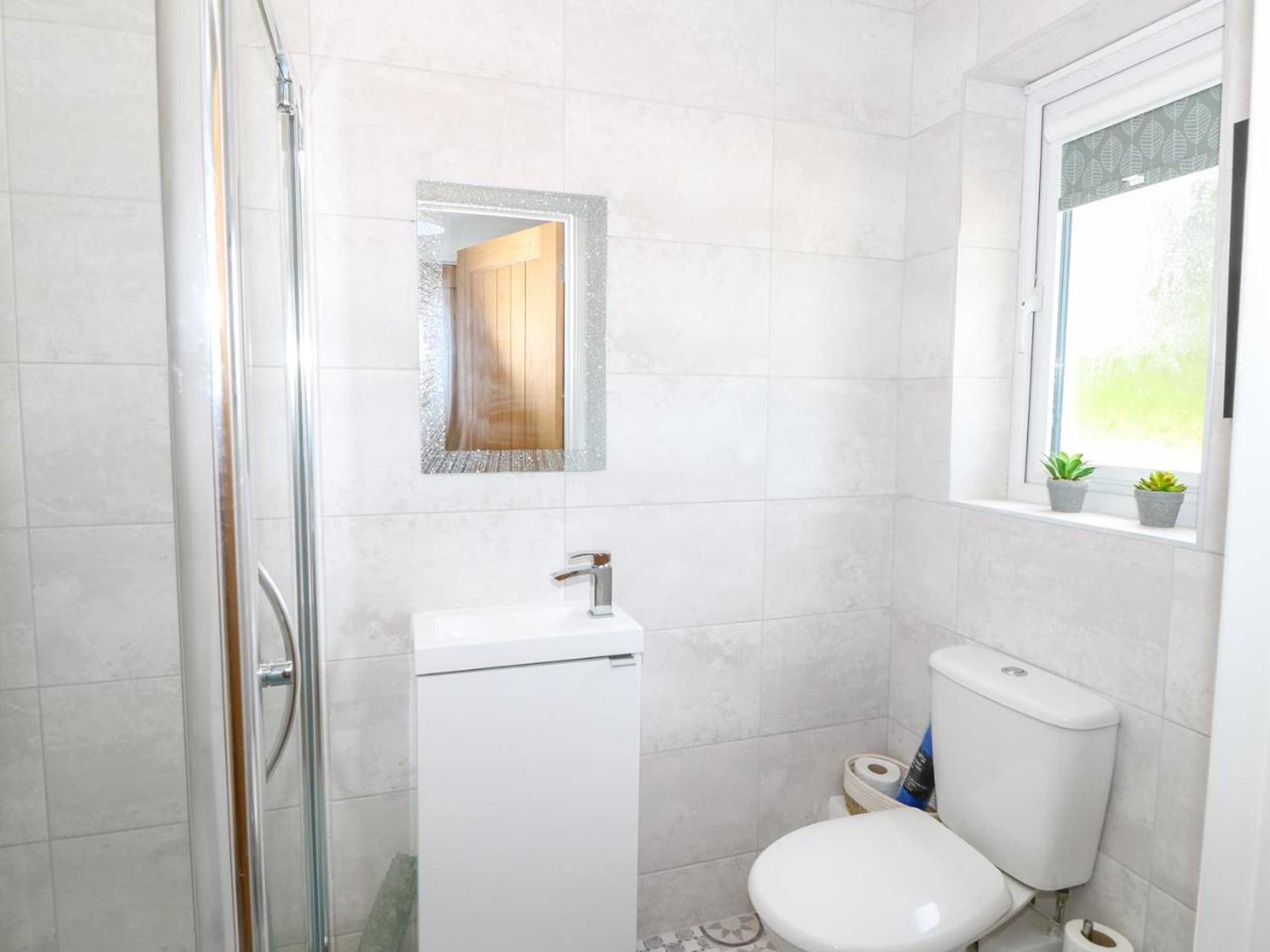 Gift card for 5 Yarmouth Cottages