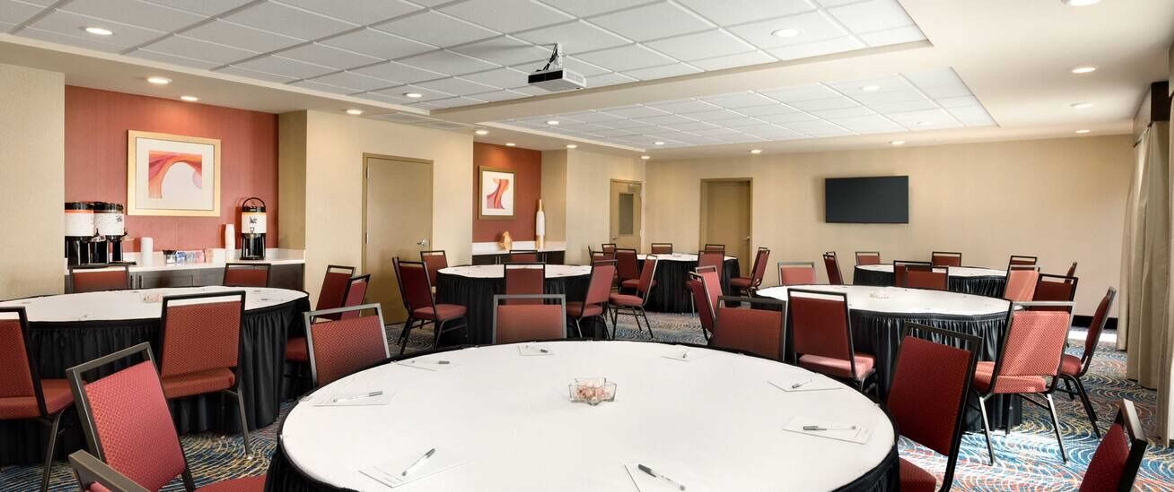 Gift card for Hampton Inn & Suites Monroe