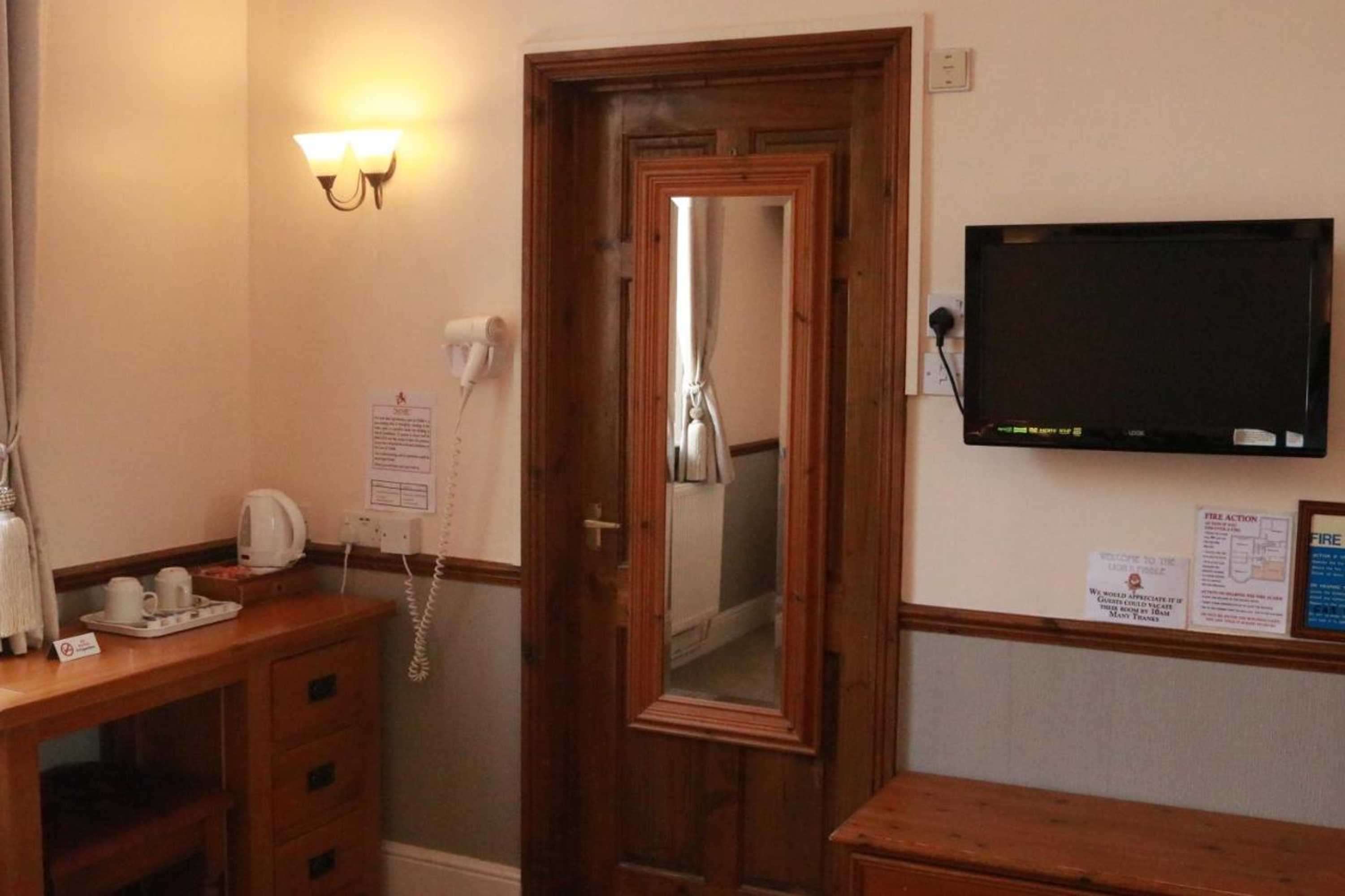 Gift card for Lion And Fiddle