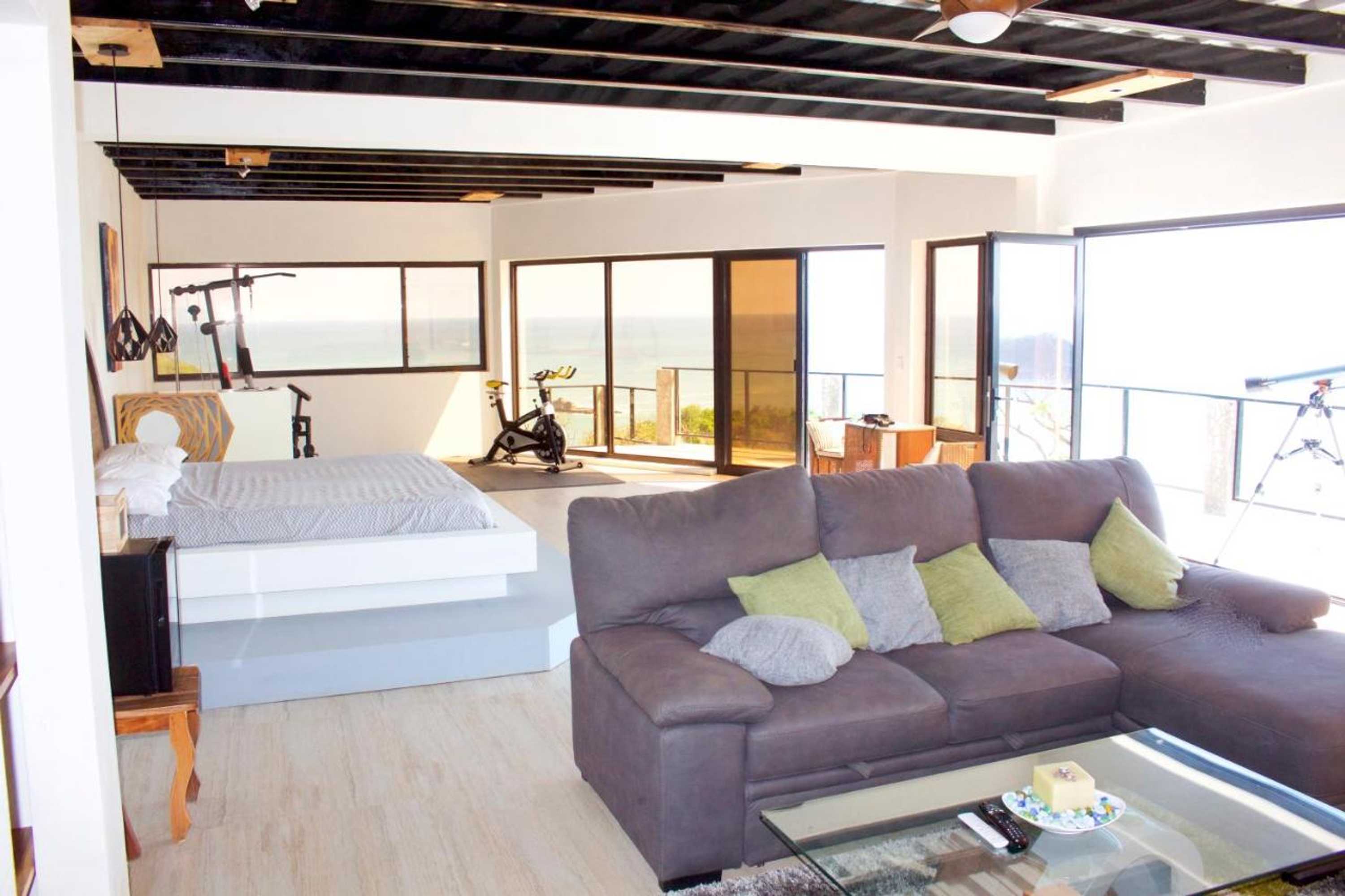 Gift card for Hush Maderas