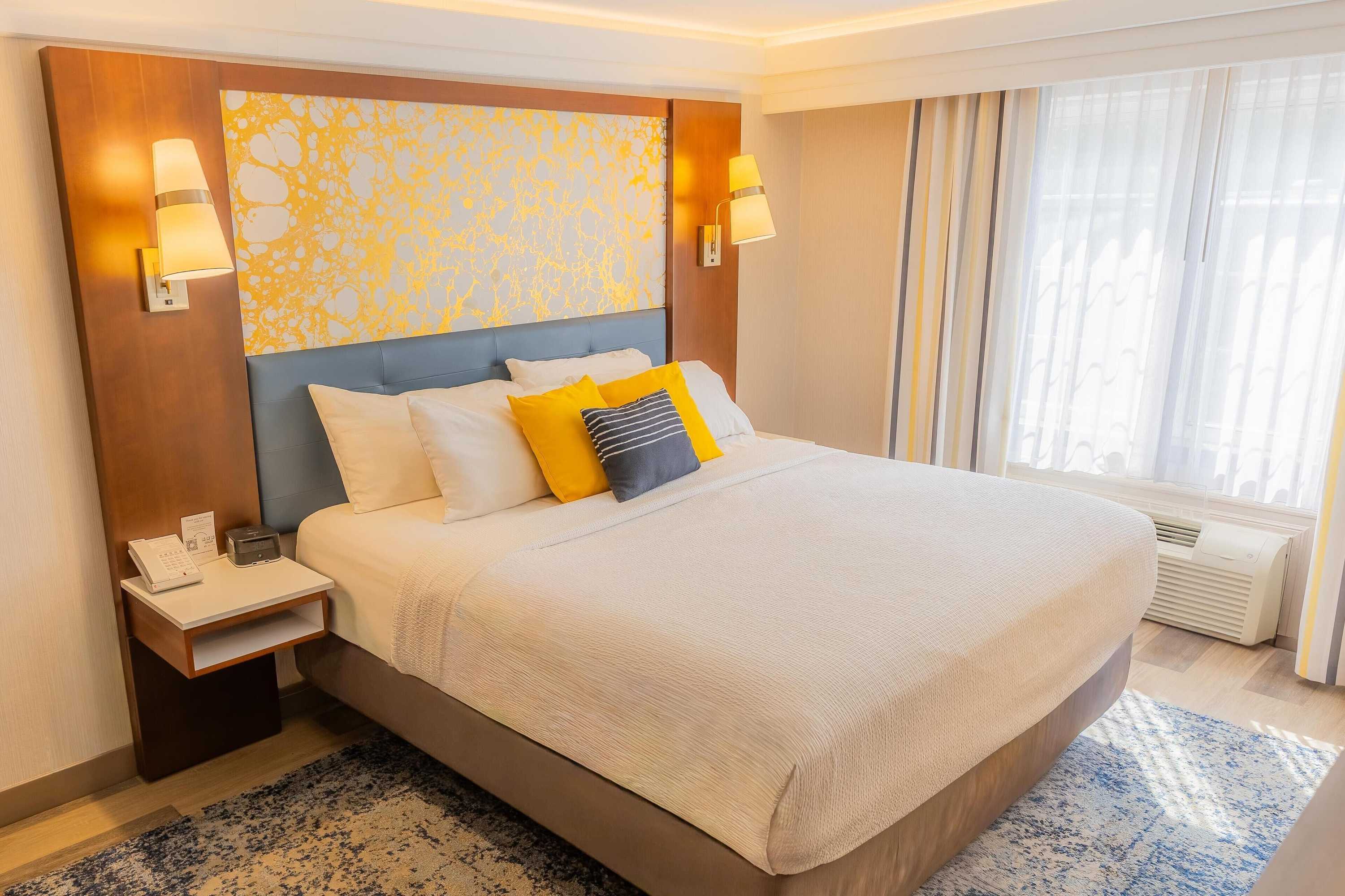 Gift card for The Westfield Inn, BW Signature Collection