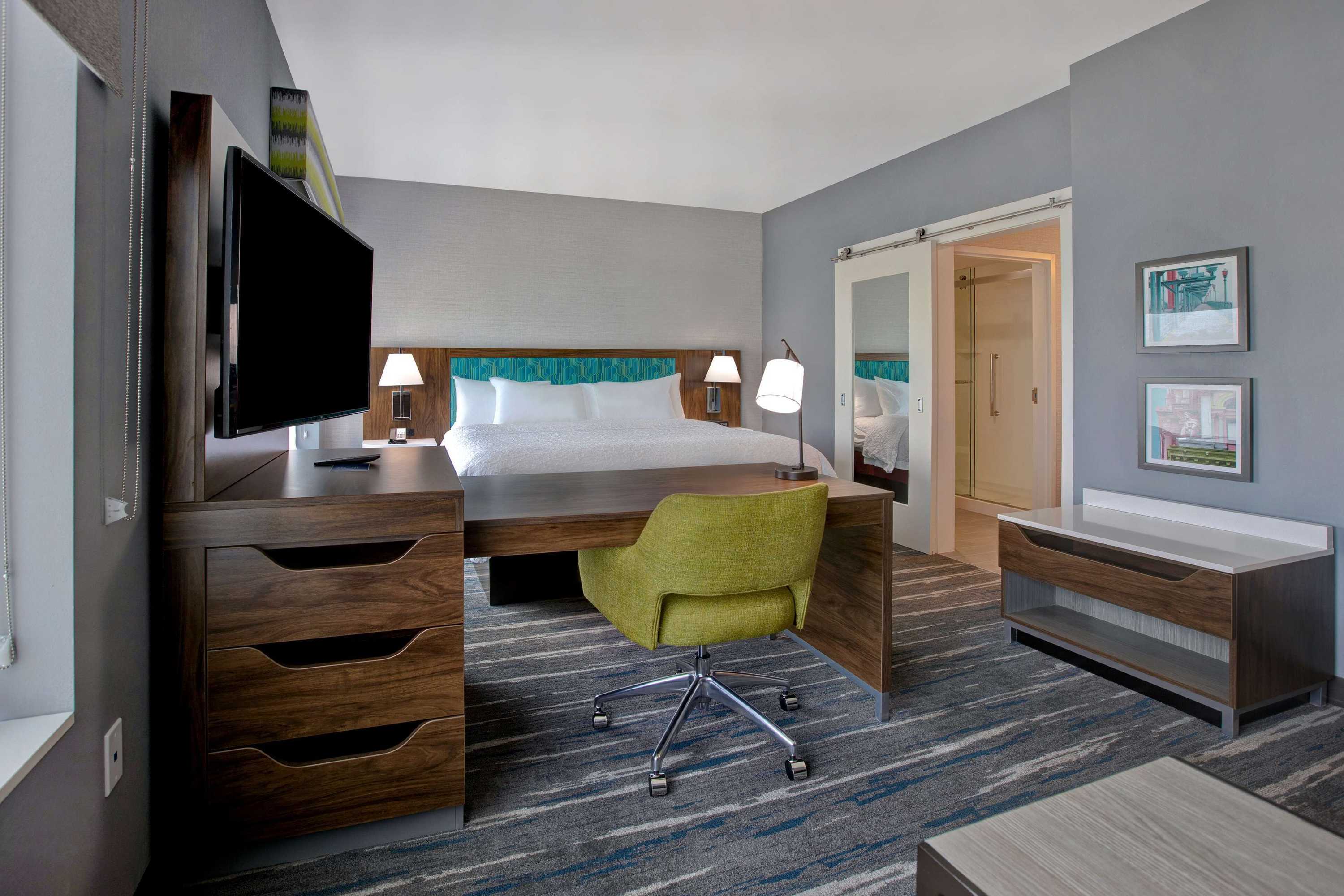 Gift card for Hampton Inn & Suites Deptford Gift card for Hampton Inn & Suites Deptford