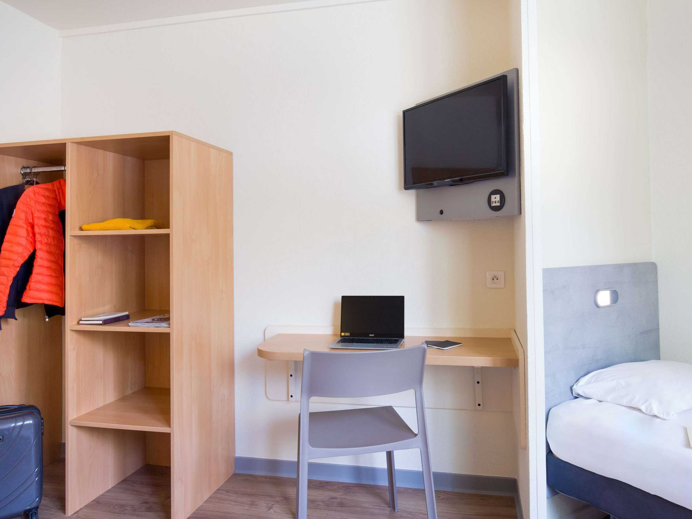 Gift card for Ibis Budget Aubagne Les Paluds Agora Gift card for Ibis Budget Aubagne Les Paluds Agora