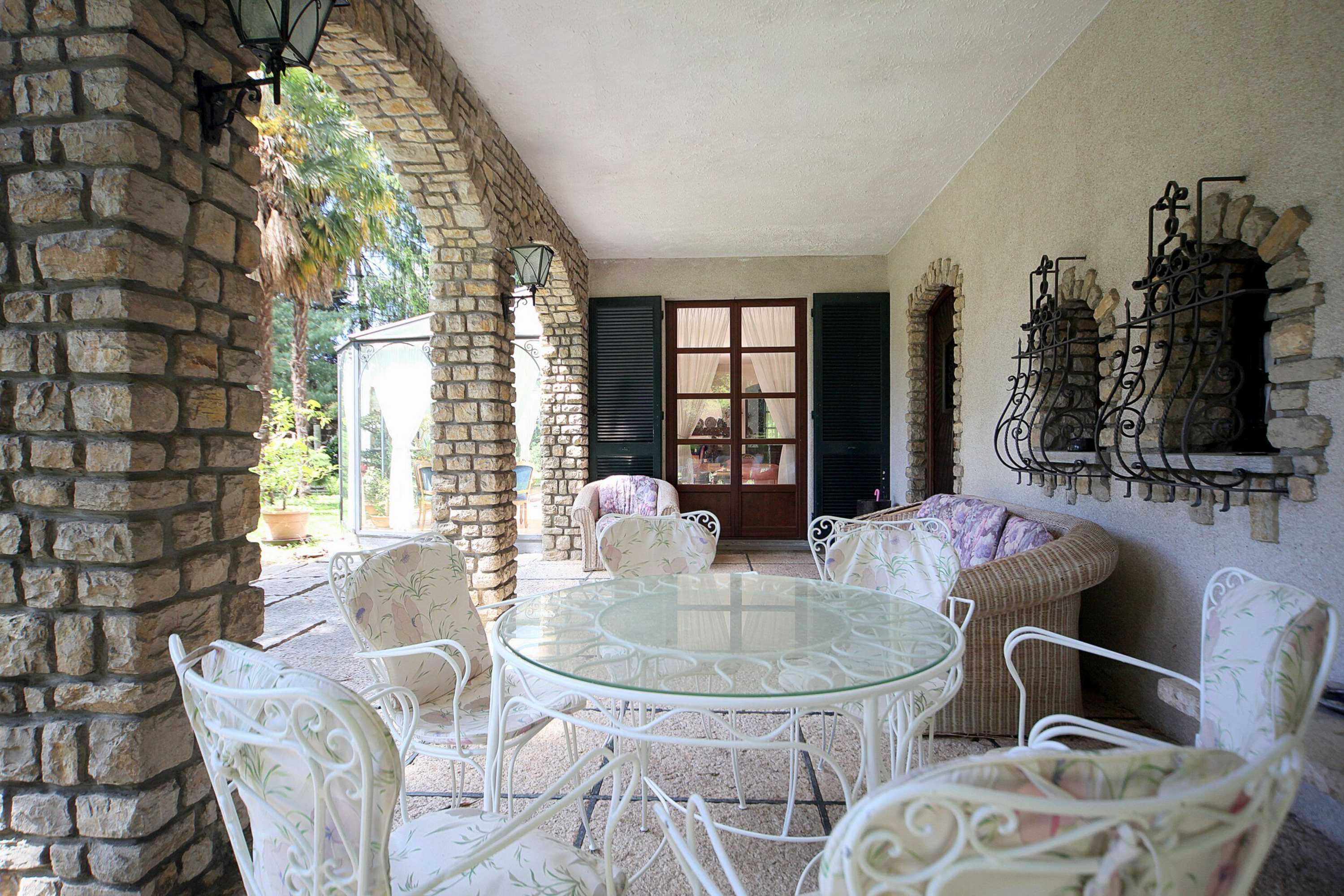 Gift card for Wonderful Villa Between Como And Milano Gift card for Wonderful Villa Between Como And Milano