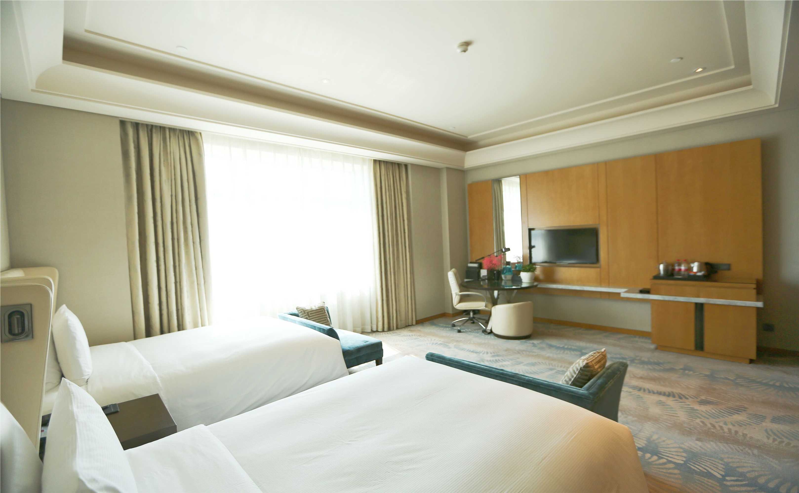 Gift card for Hilton Urumqi Gift card for Hilton Urumqi
