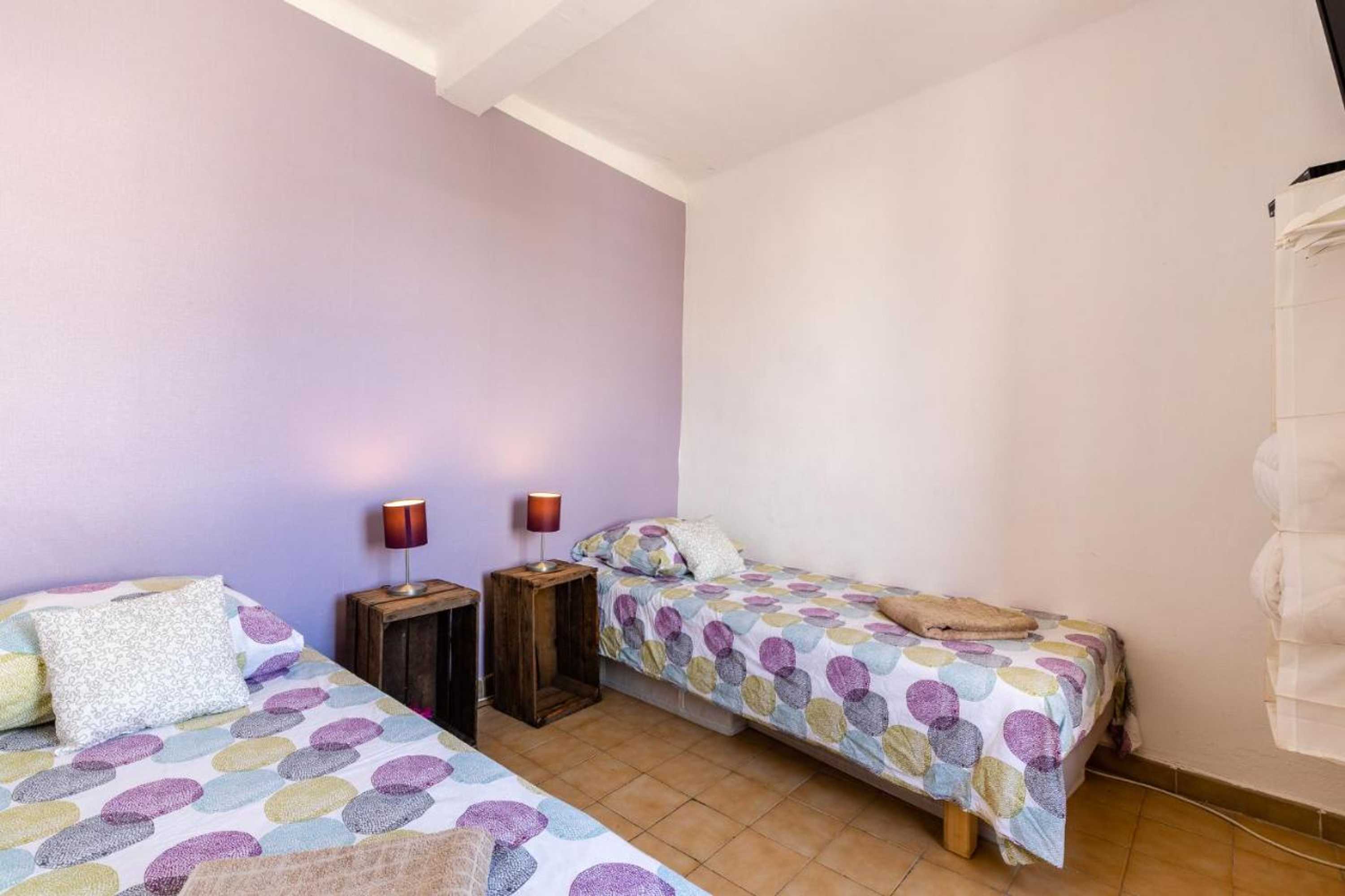 Gift card for The Crew House LA Ciotat - 3 Chambres et Box Privatif au Dessus du Vieux Port Gift card for The Crew House LA Ciotat - 3 Chambres et Box Privatif au Dessus du Vieux Port