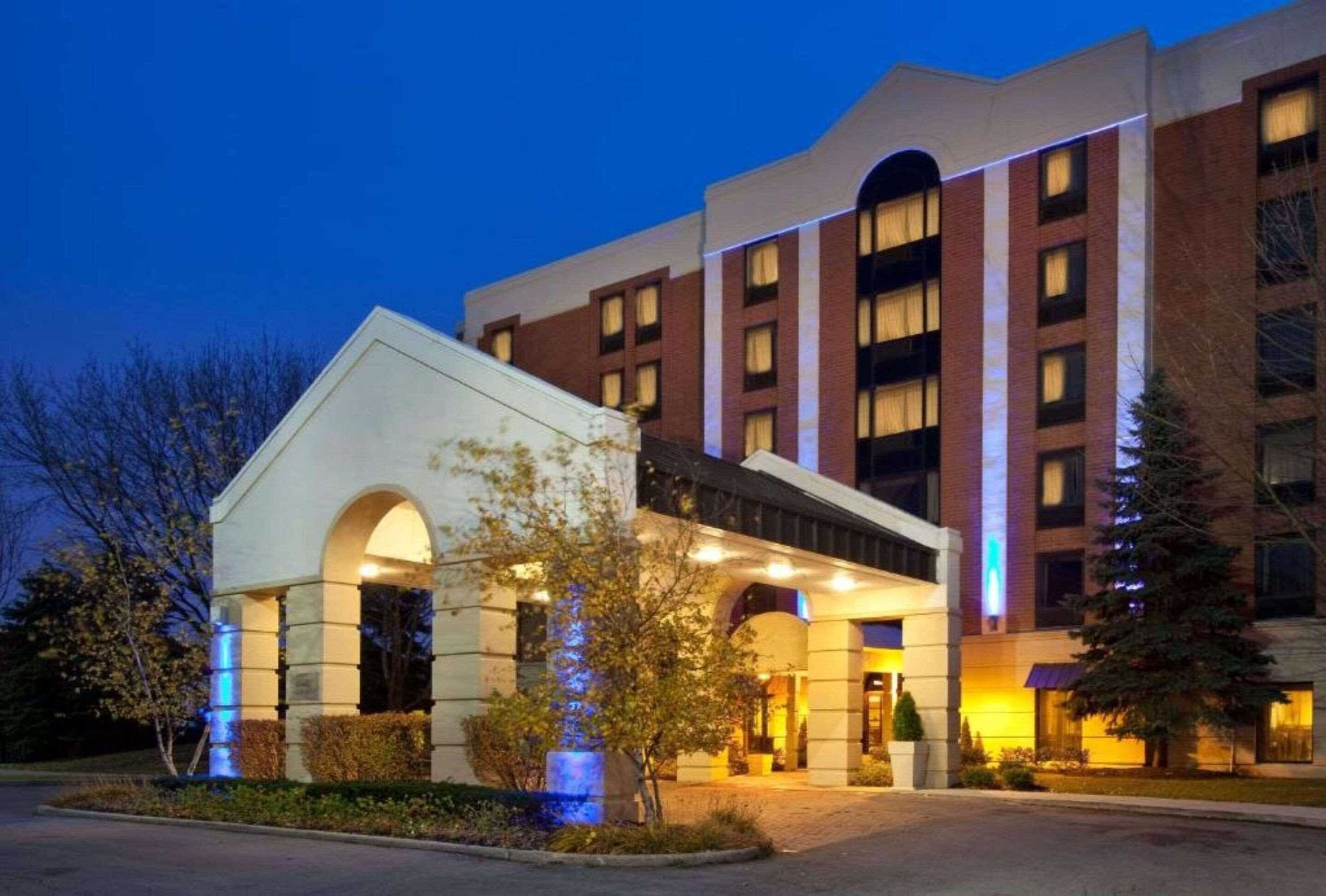 Gift card for Radisson Hotel Schaumburg Gift card for Radisson Hotel Schaumburg