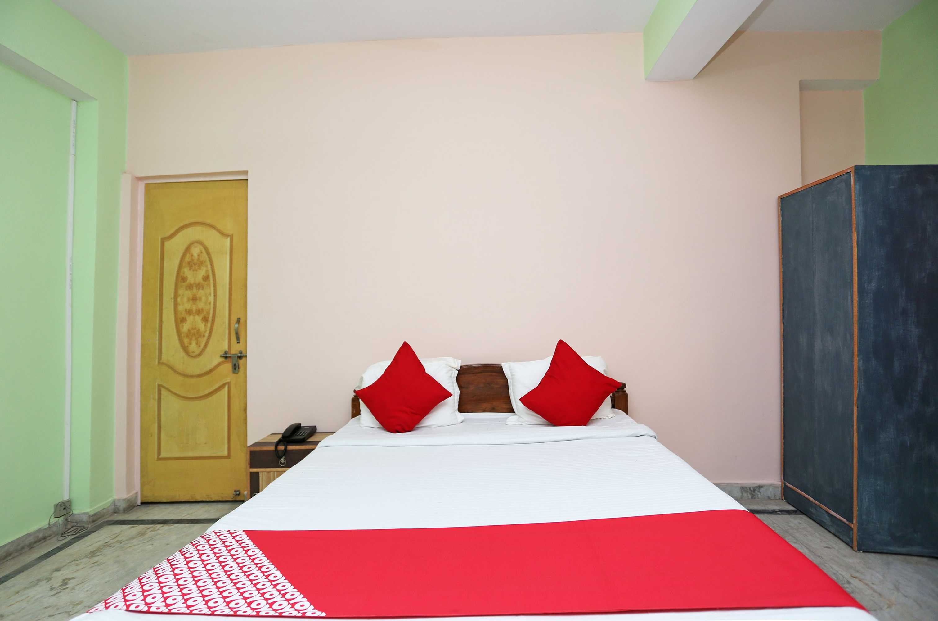 Gift card for Oyo Flagship Hotel New Urvashi Gift card for Oyo Flagship Hotel New Urvashi