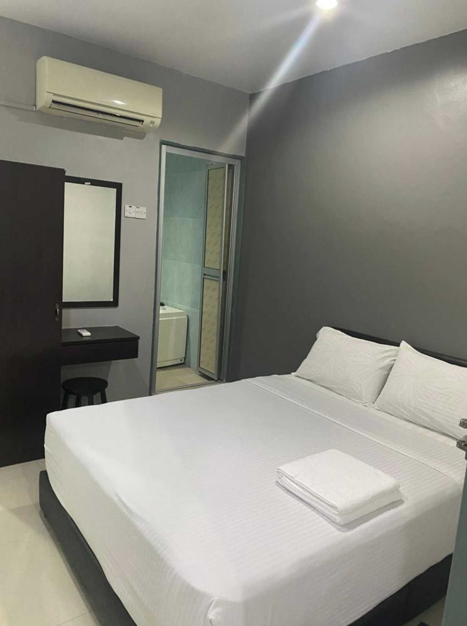 Gift card for Oyo 90849 Hotel Hanarilla Gift card for Oyo 90849 Hotel Hanarilla