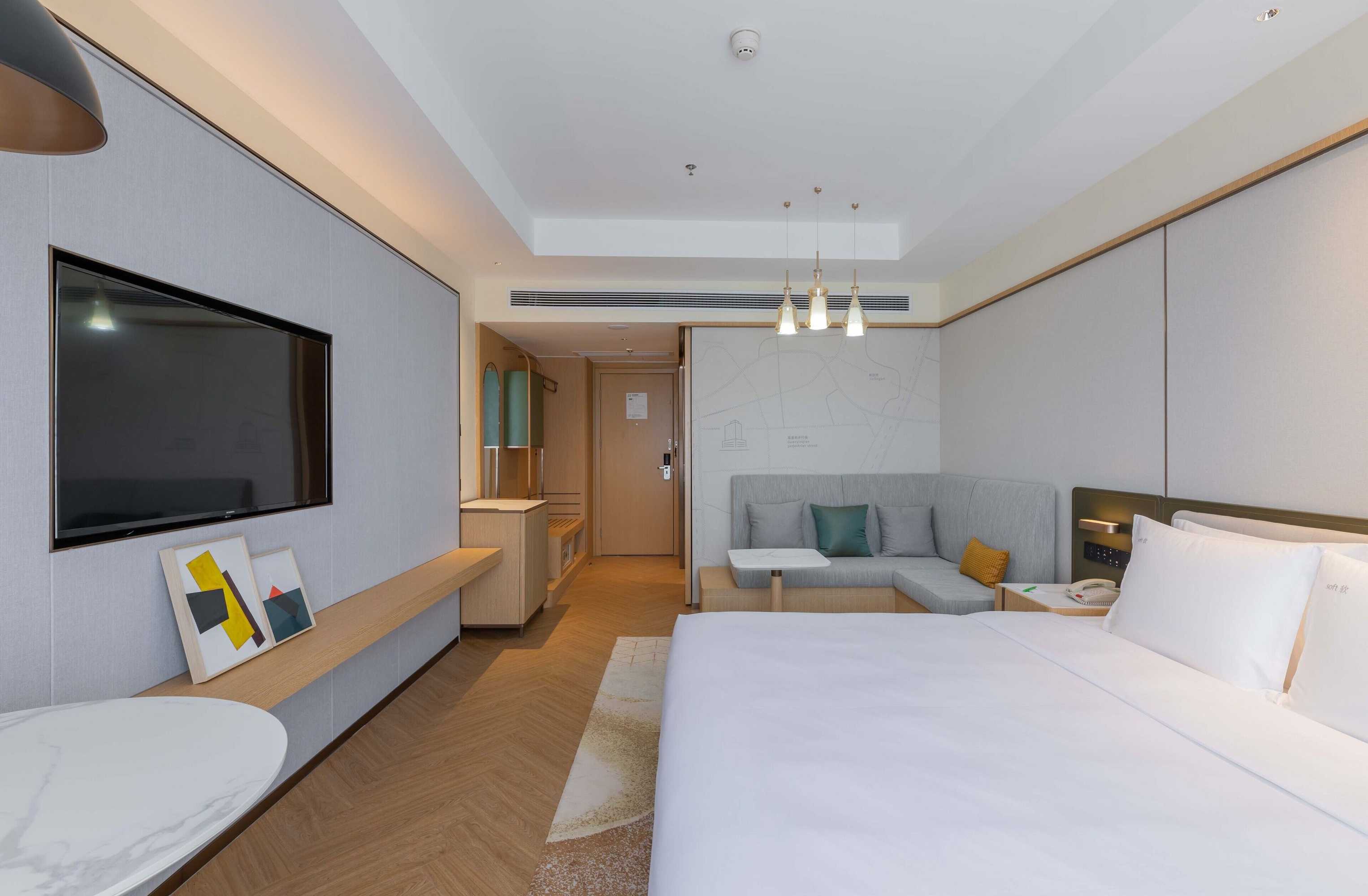 Gift card for Holiday Inn Chongqing Guanyinqiao by Ihg Gift card for Holiday Inn Chongqing Guanyinqiao by Ihg
