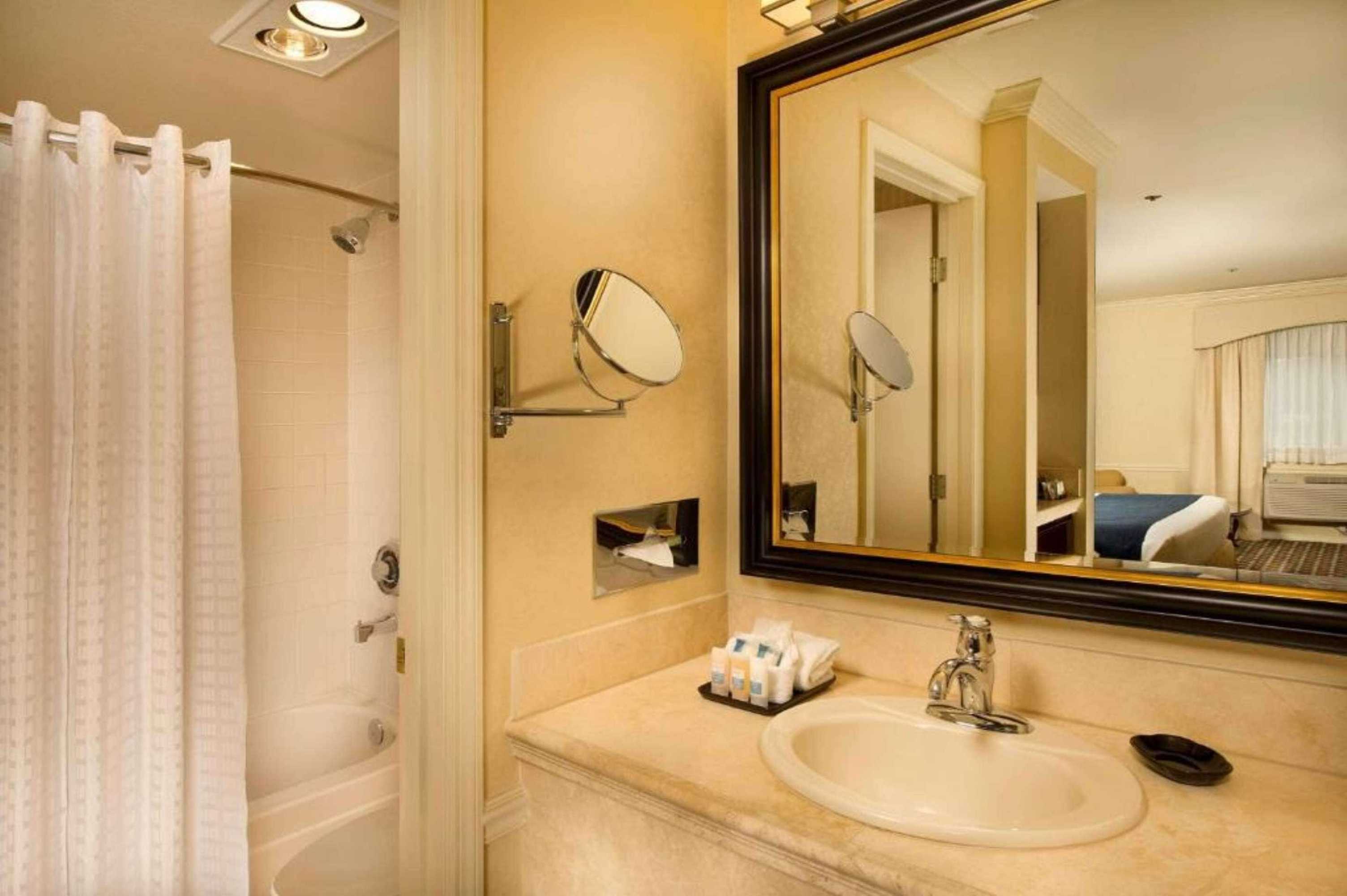 Gift card for Best Western Plus Puyallup Hotel Gift card for Best Western Plus Puyallup Hotel