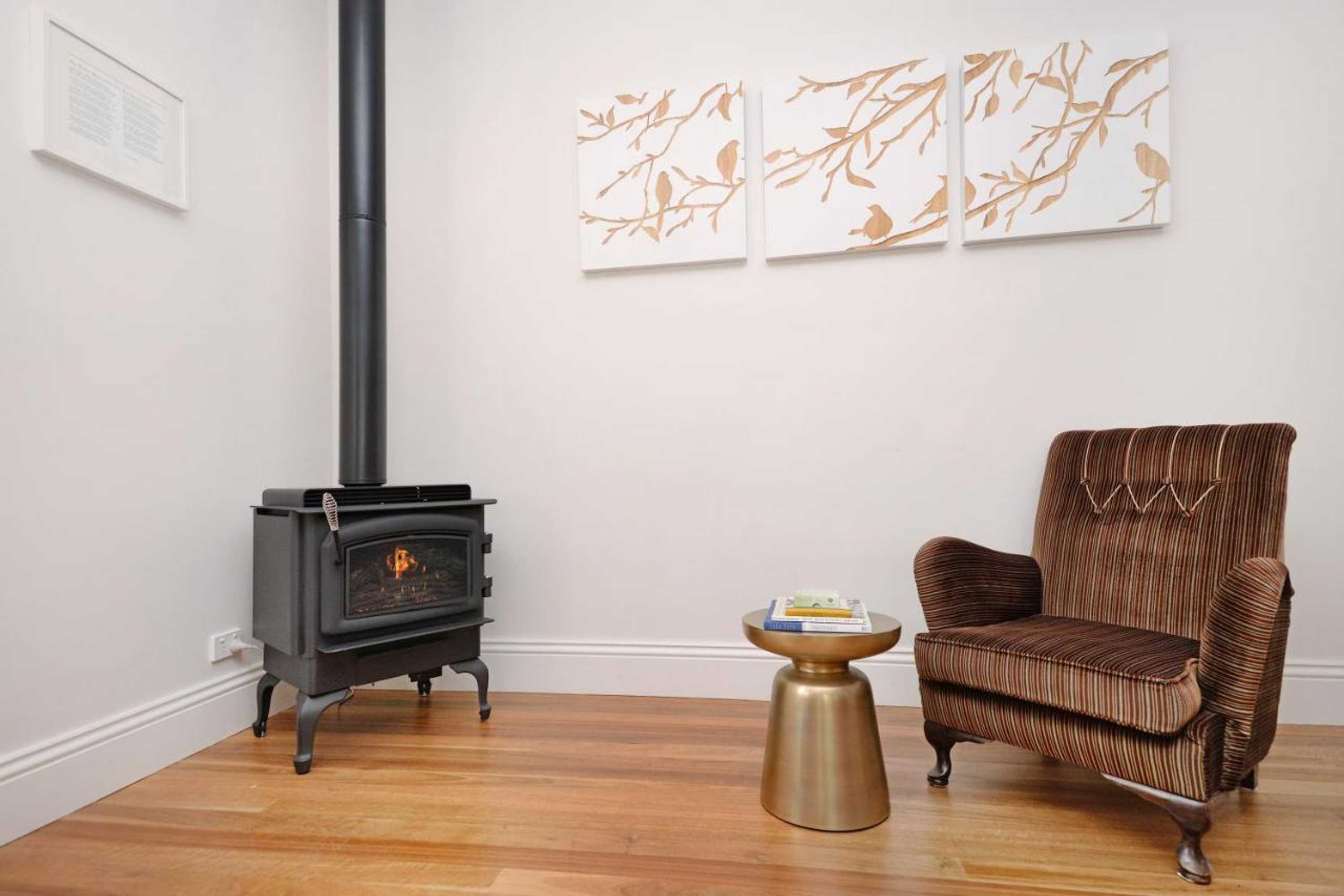 Gift card for Poets Cottage Fireplace Spa Bath Scenic Treks Pet Friendly