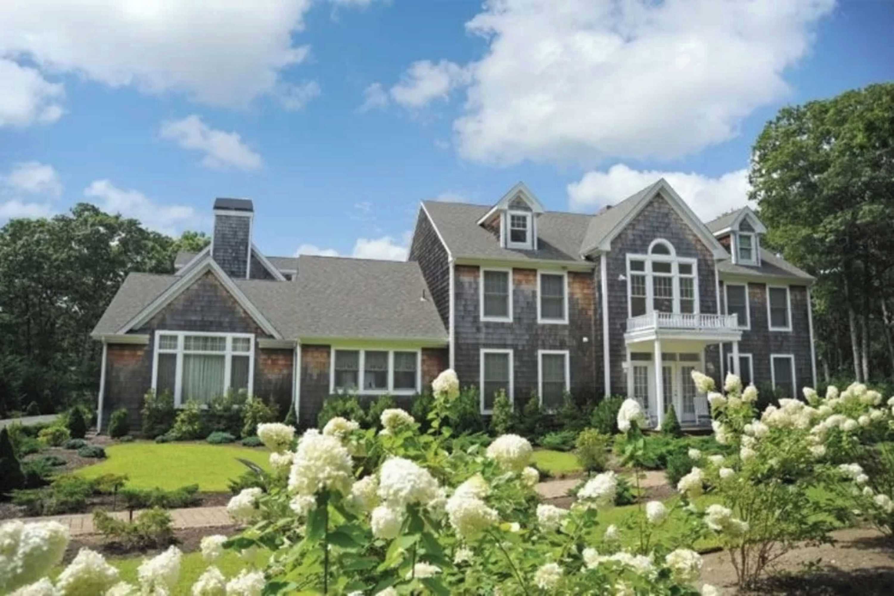 Gift card for Villa Charlotte - Elegant 7 Bedroom Gift card for Villa Charlotte - Elegant 7 Bedroom