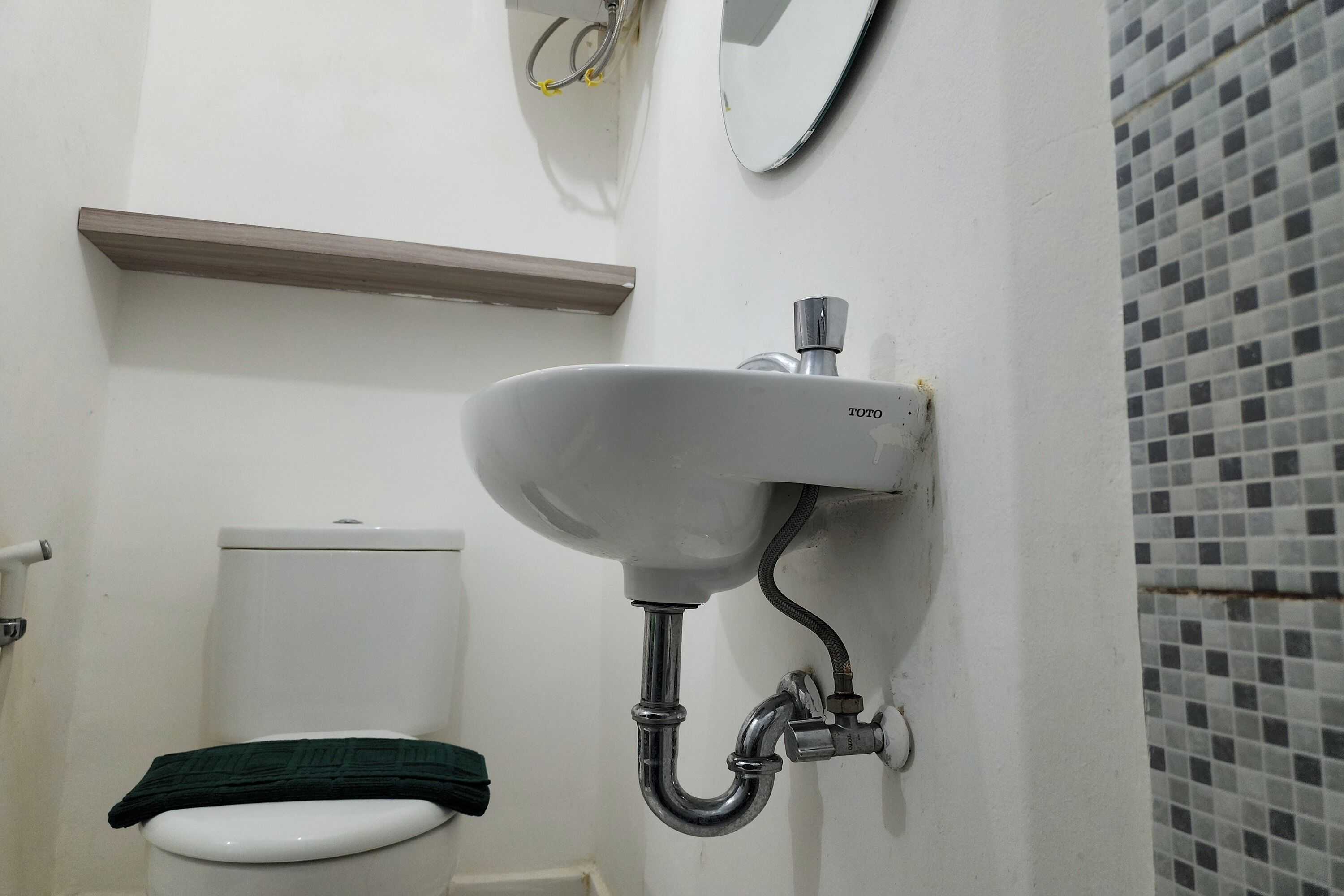 Gift card for Barata Hotel Near Bandara Soekarno Hatta Gift card for Barata Hotel Near Bandara Soekarno Hatta