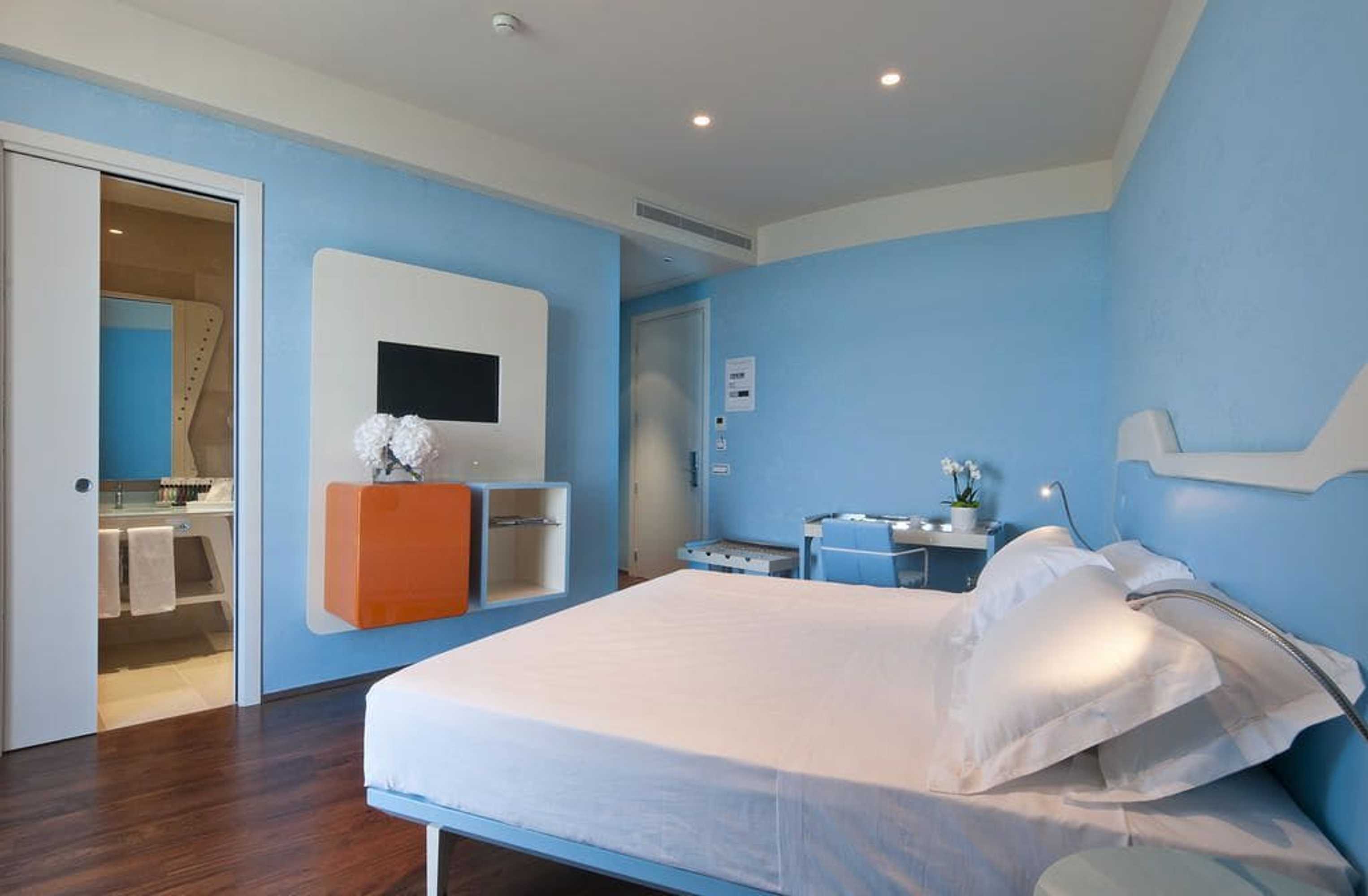 Gift card for JR Hotels Bari Grande Albergo Delle Nazioni Gift card for JR Hotels Bari Grande Albergo Delle Nazioni
