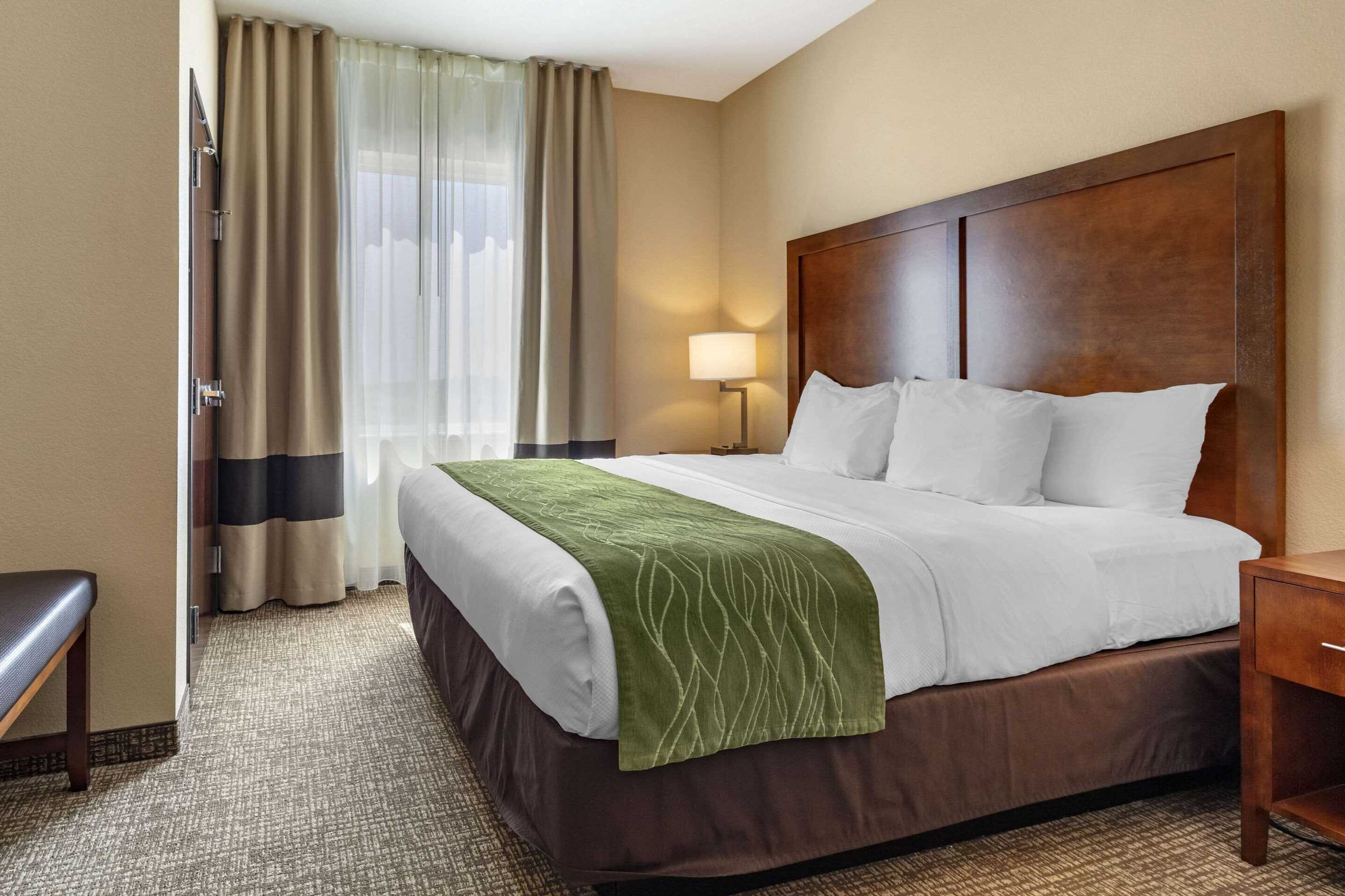 Gift card for Comfort Inn & Suites Gift card for Comfort Inn & Suites