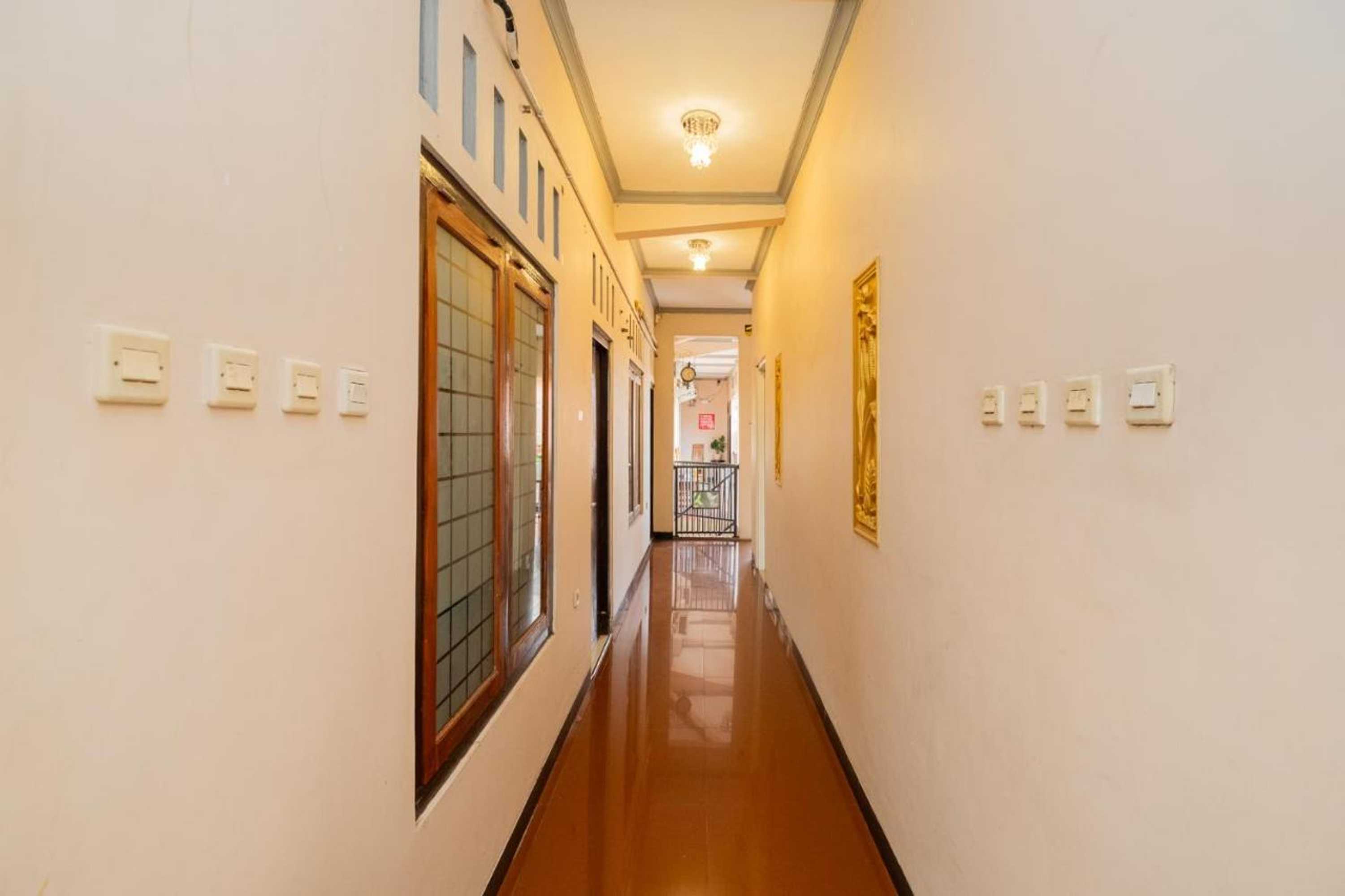 Gift card for Reddoorz Near Kampung Inggris Pare