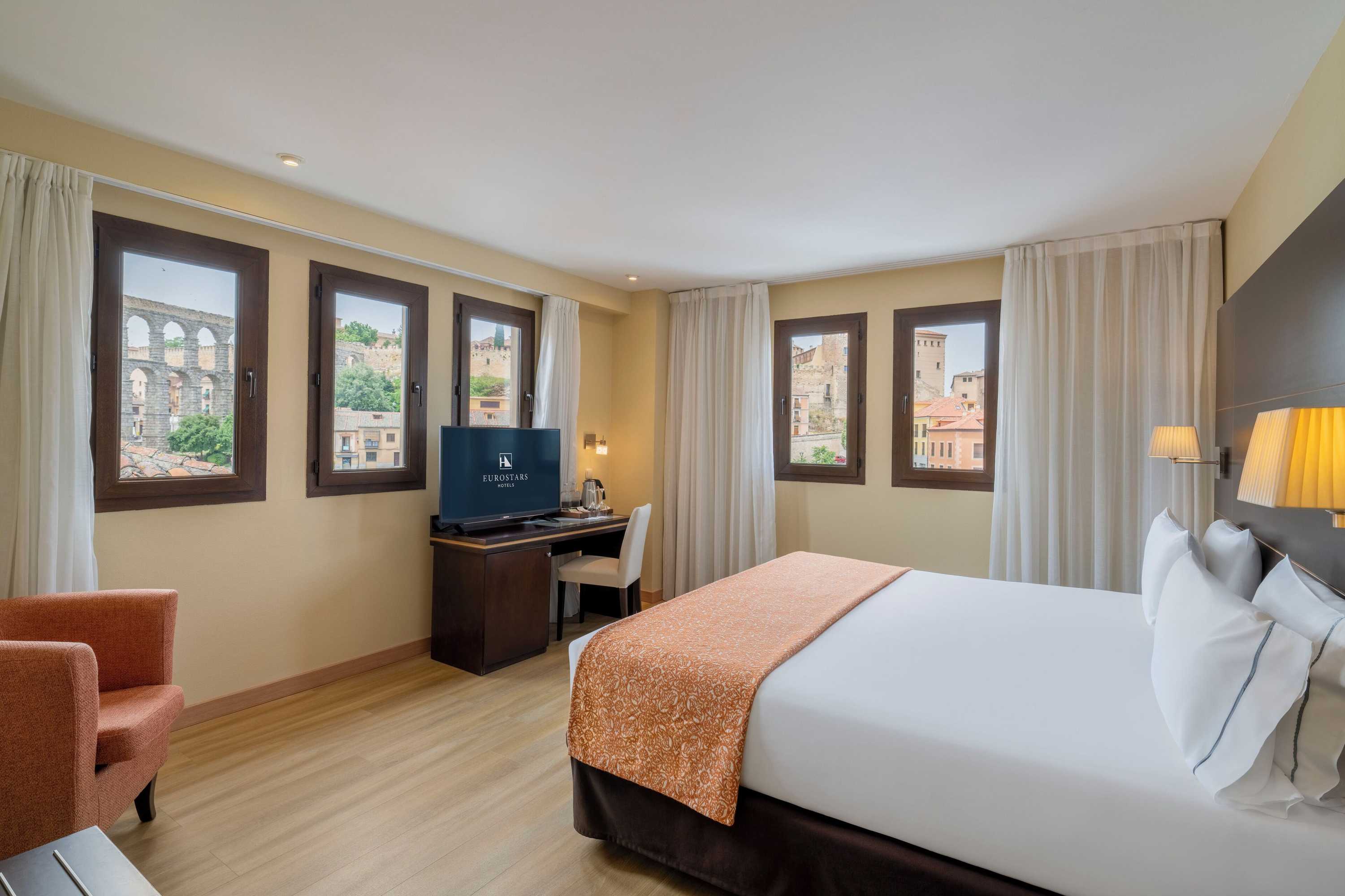 Gift card for Eurostars Plaza Acueducto Gift card for Eurostars Plaza Acueducto