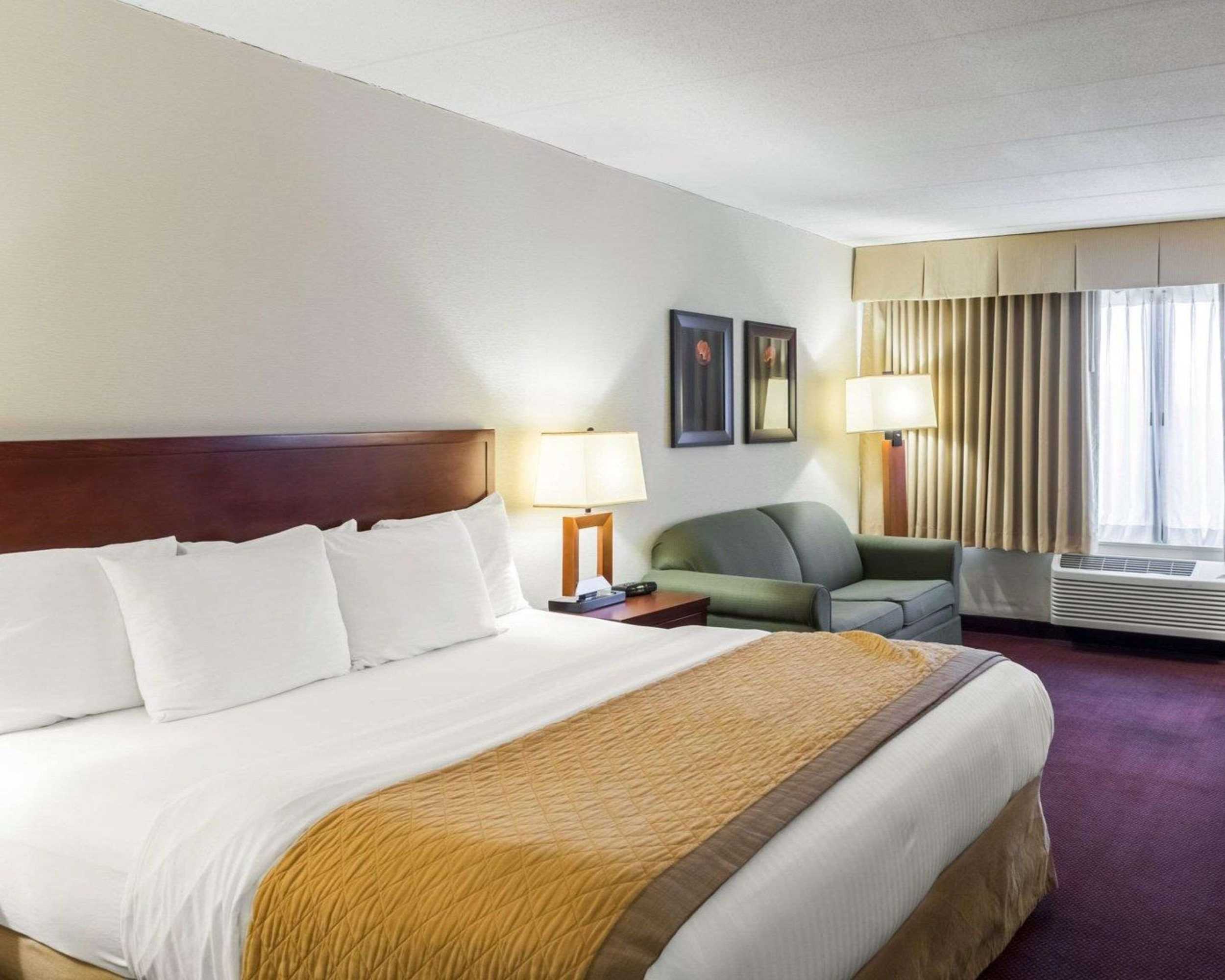 Gift card for Clarion Hotel Somerset - New Brunswick Gift card for Clarion Hotel Somerset - New Brunswick