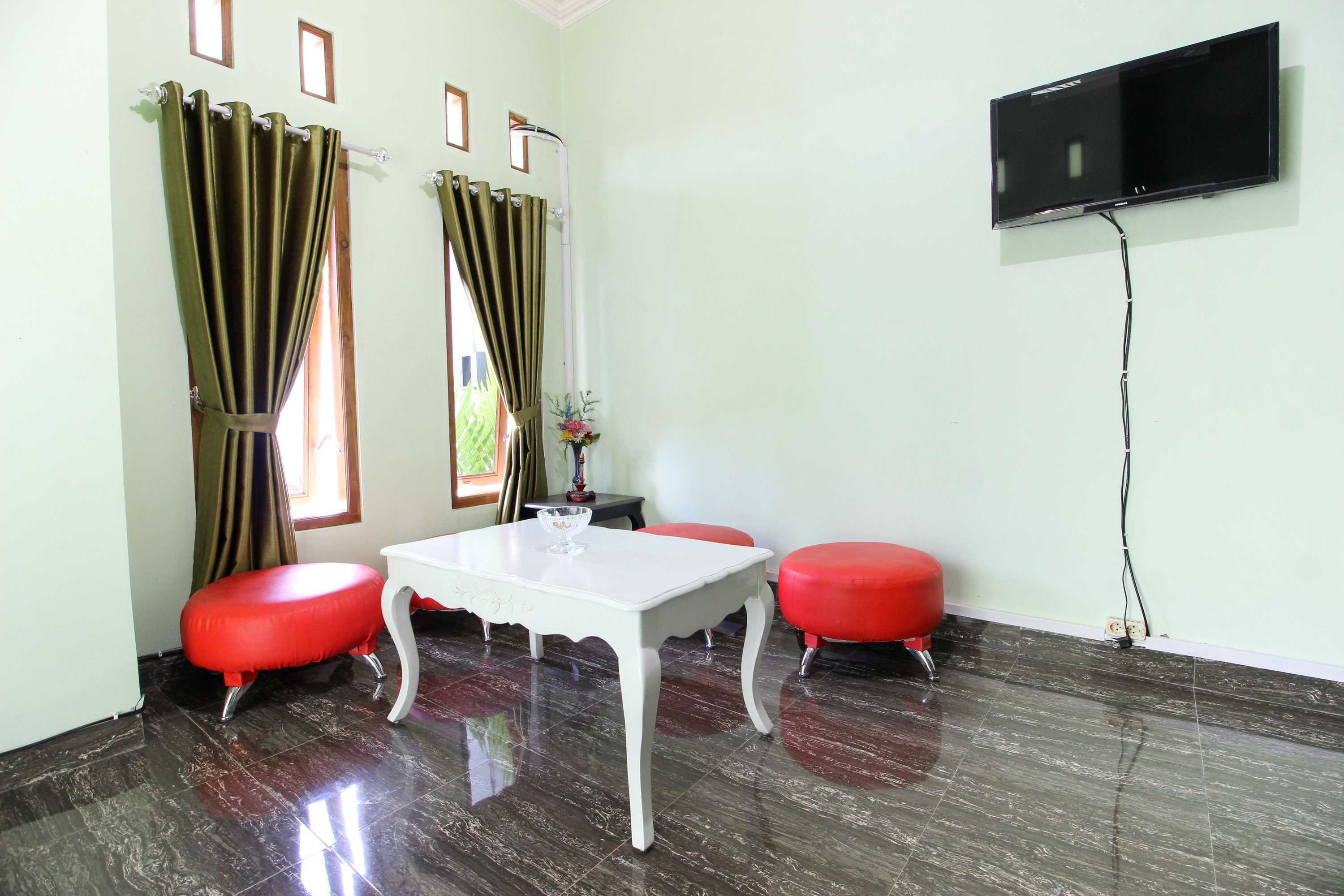 Gift card for Reddoorz Plus Near Taman Sari Gift card for Reddoorz Plus Near Taman Sari