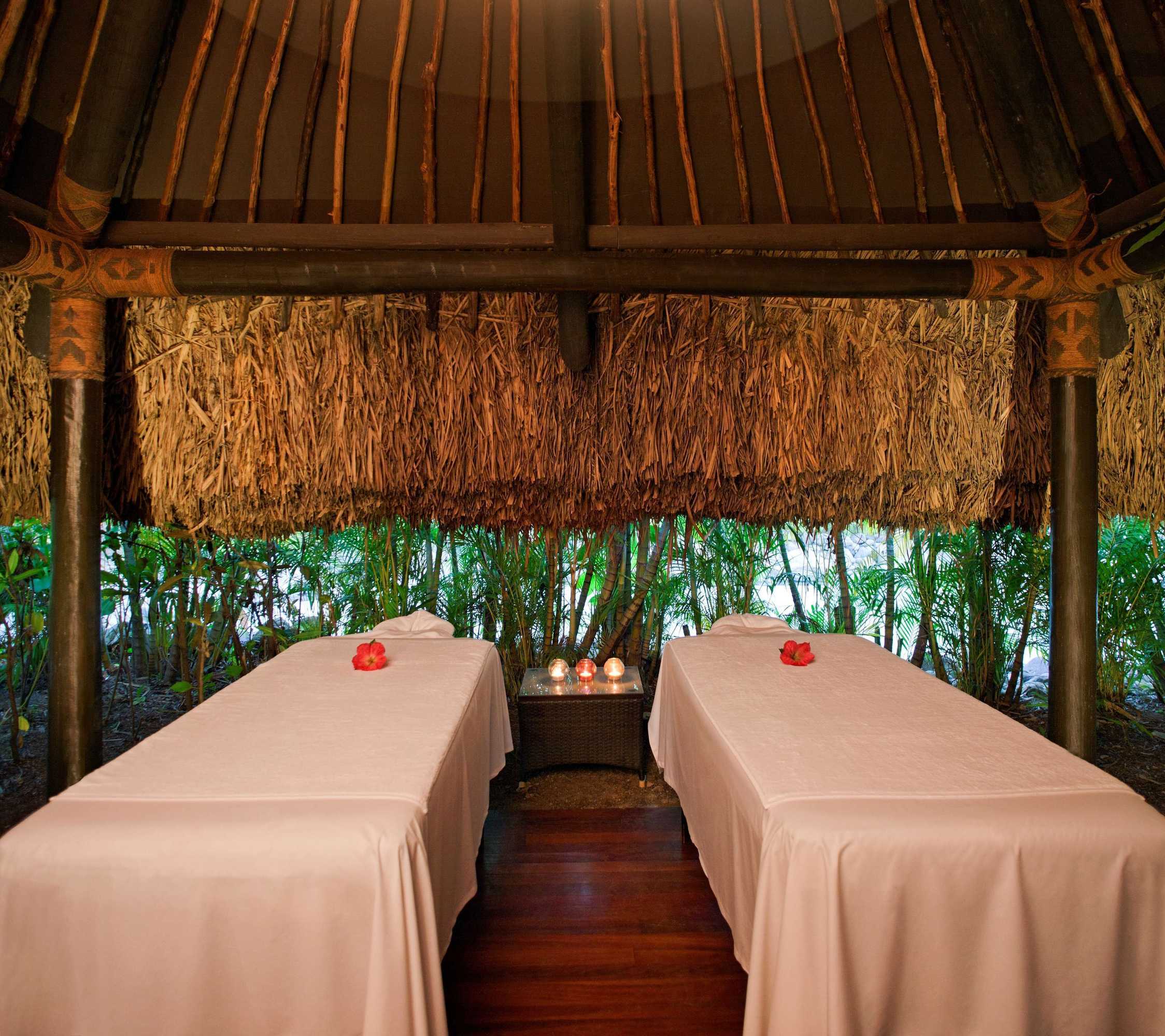 Gift card for Radisson Blu Resort Fiji Denarau Island Gift card for Radisson Blu Resort Fiji Denarau Island
