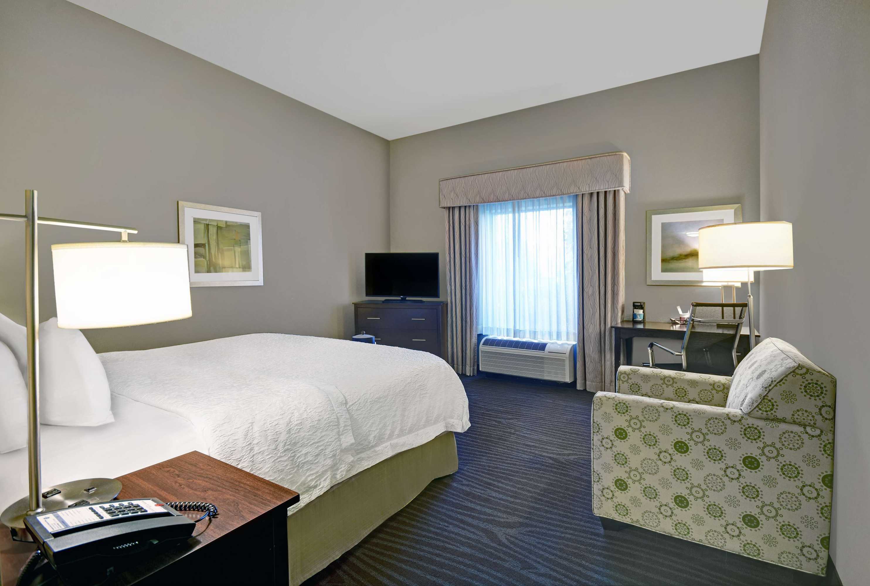 Gift card for Hampton Inn & Suites Robbinsville Gift card for Hampton Inn & Suites Robbinsville