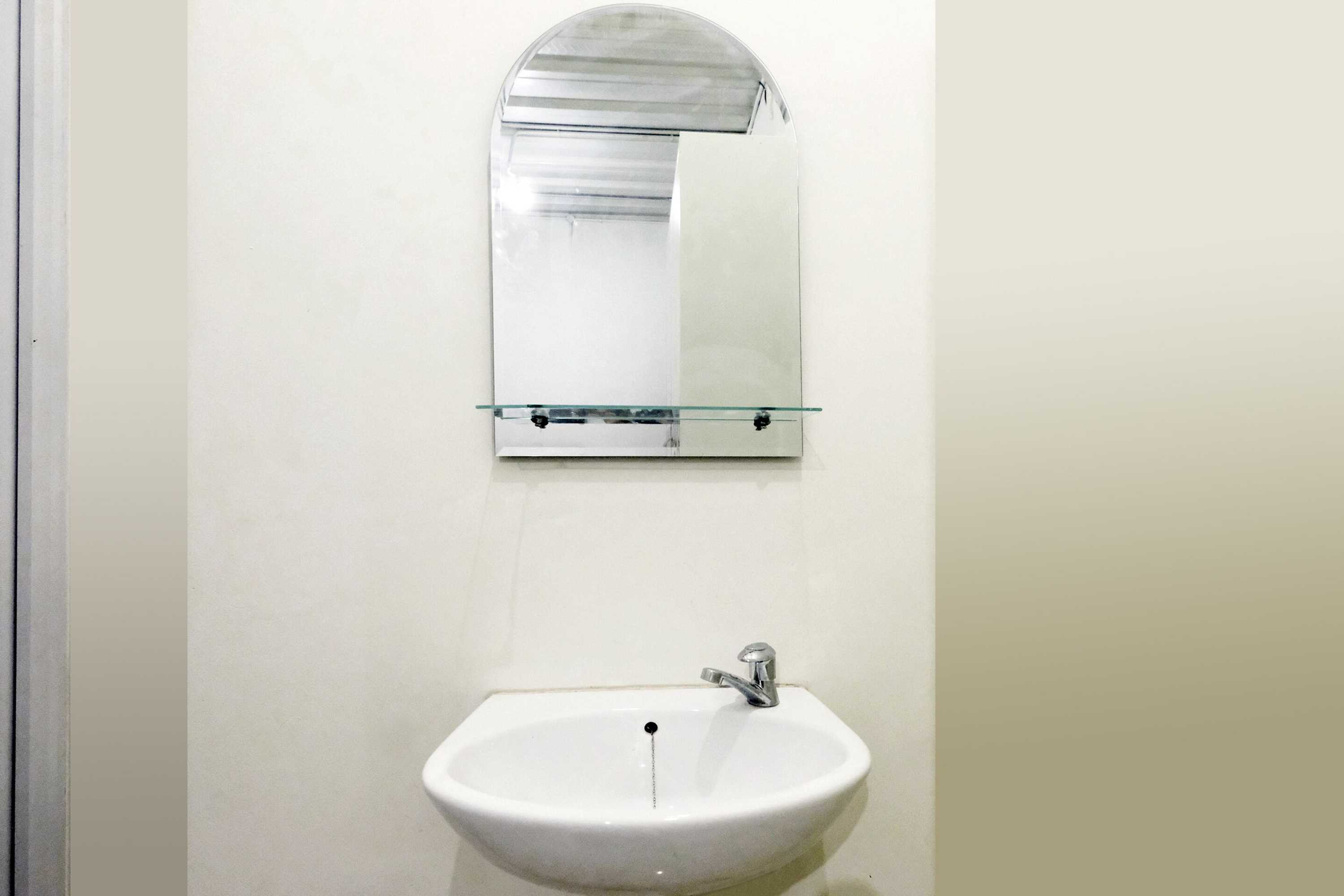 Gift card for Super Oyo Collection O 2383 Andongkoe 64 Salatiga