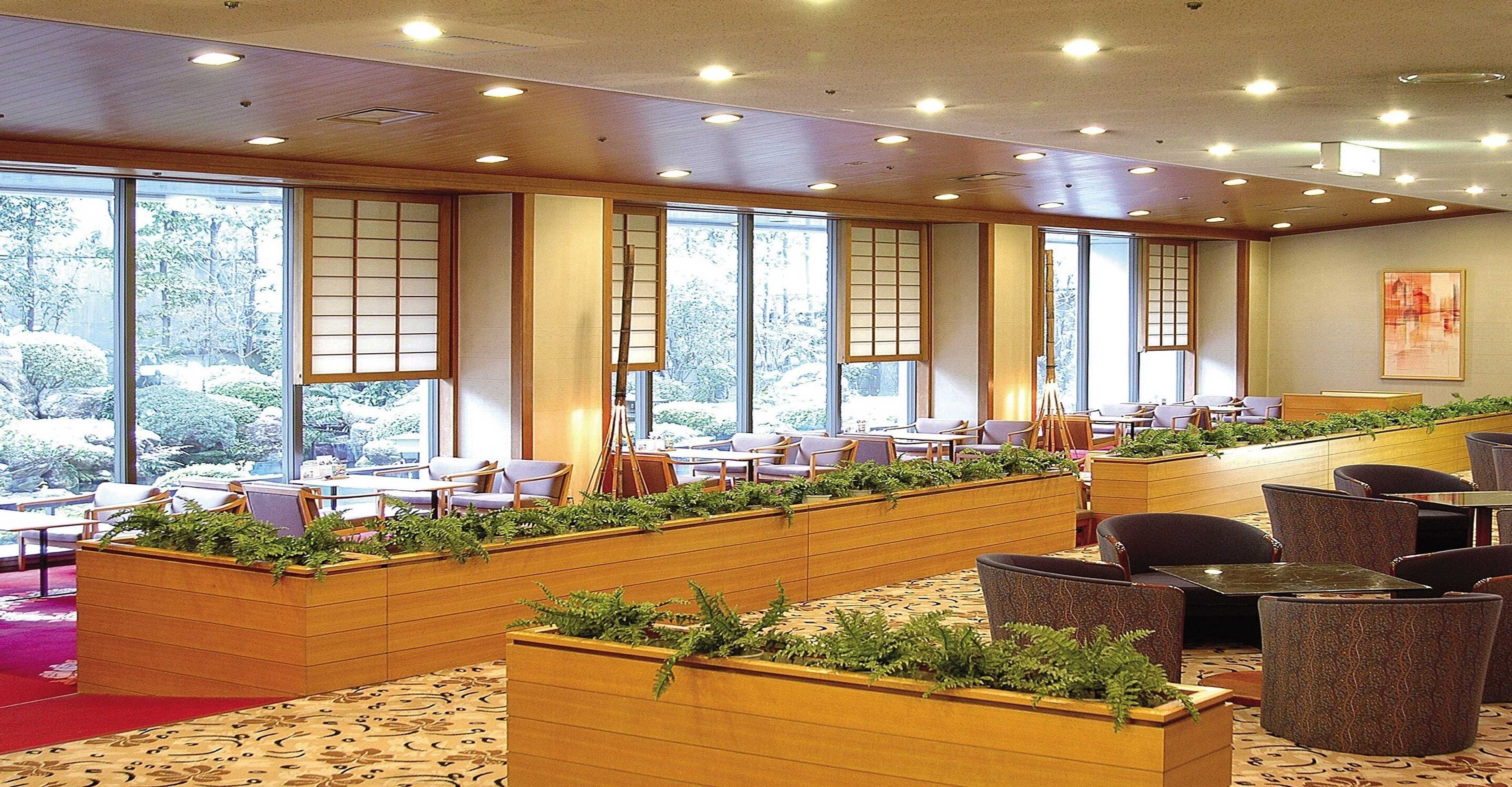 Gift card for The Crown Palais New Hankyu Kochi Gift card for The Crown Palais New Hankyu Kochi