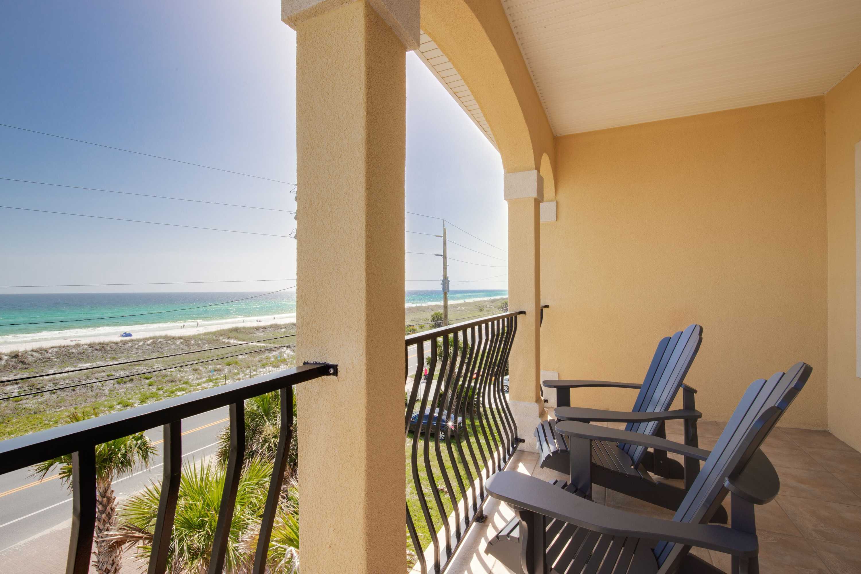 Gift card for 2 Gulf View Balconies! 3 Story Townhome With 4 Bedrooms, 4 Bathrooms! Sleeps12 Gift card for 2 Gulf View Balconies! 3 Story Townhome With 4 Bedrooms, 4 Bathrooms! Sleeps12