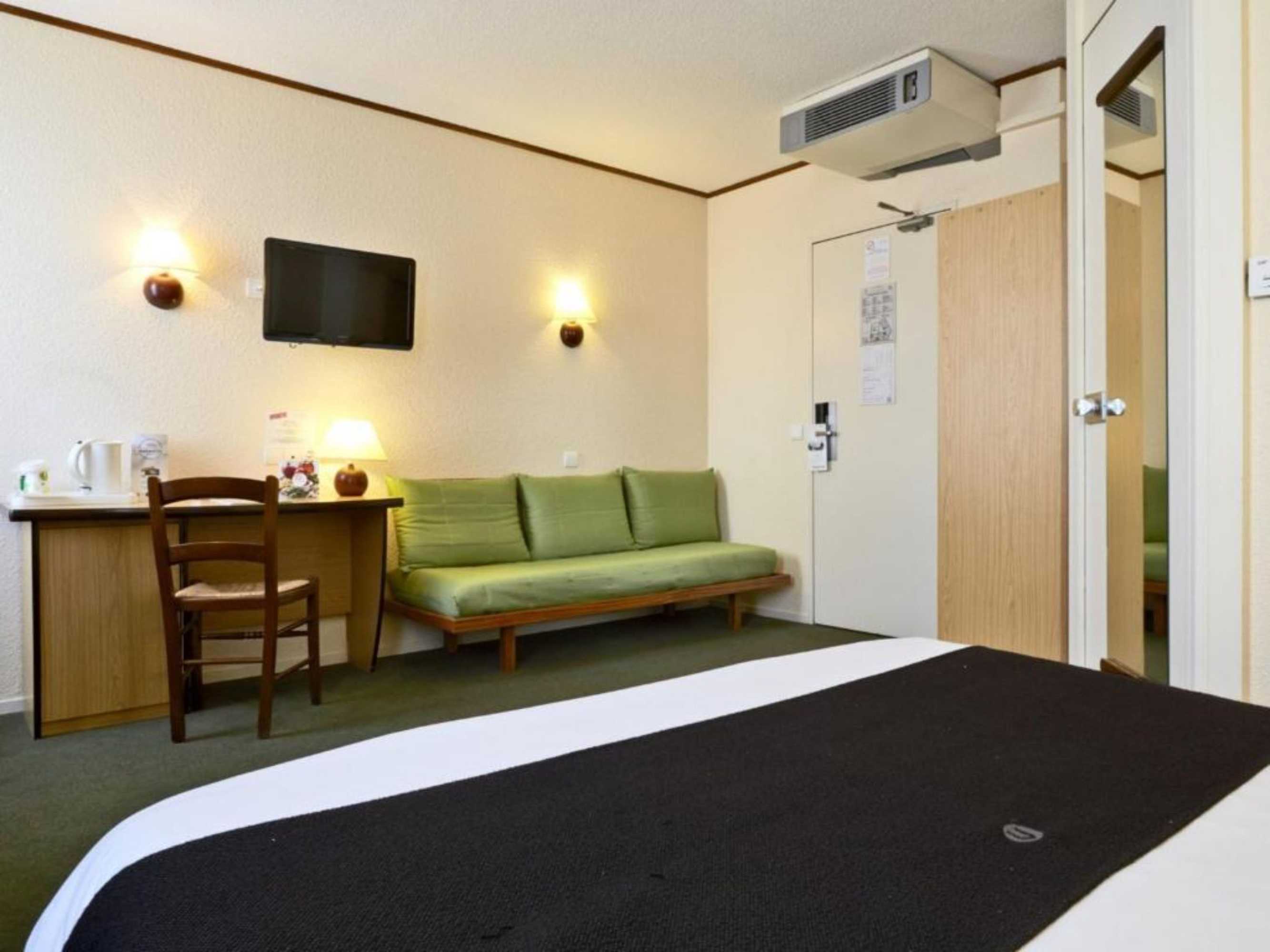 Gift card for Hotel Campanile Dijon Centre - Gare Gift card for Hotel Campanile Dijon Centre - Gare
