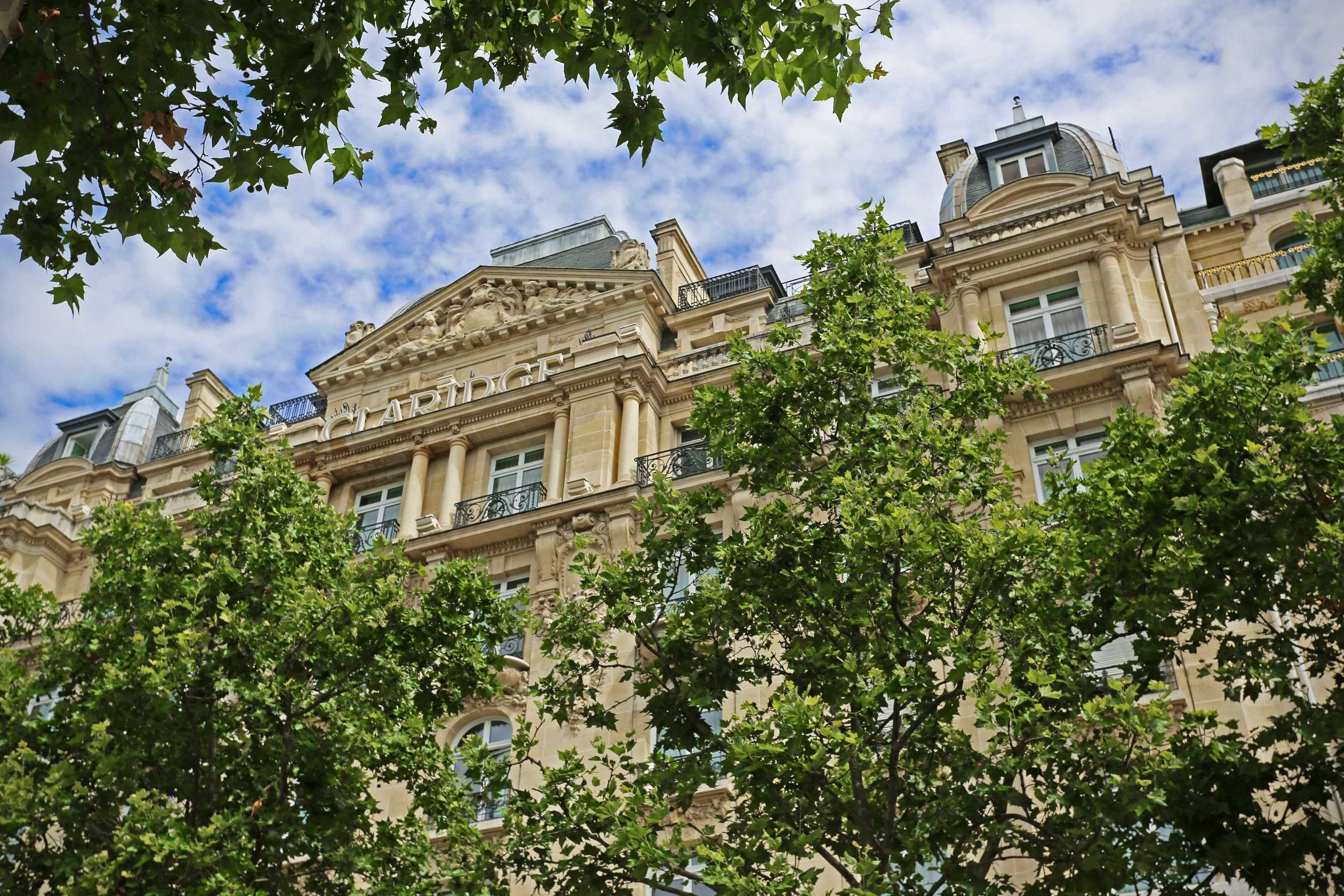 Gift card for Fraser Suites Le Claridge Champs-Elysées Gift card for Fraser Suites Le Claridge Champs-Elysées