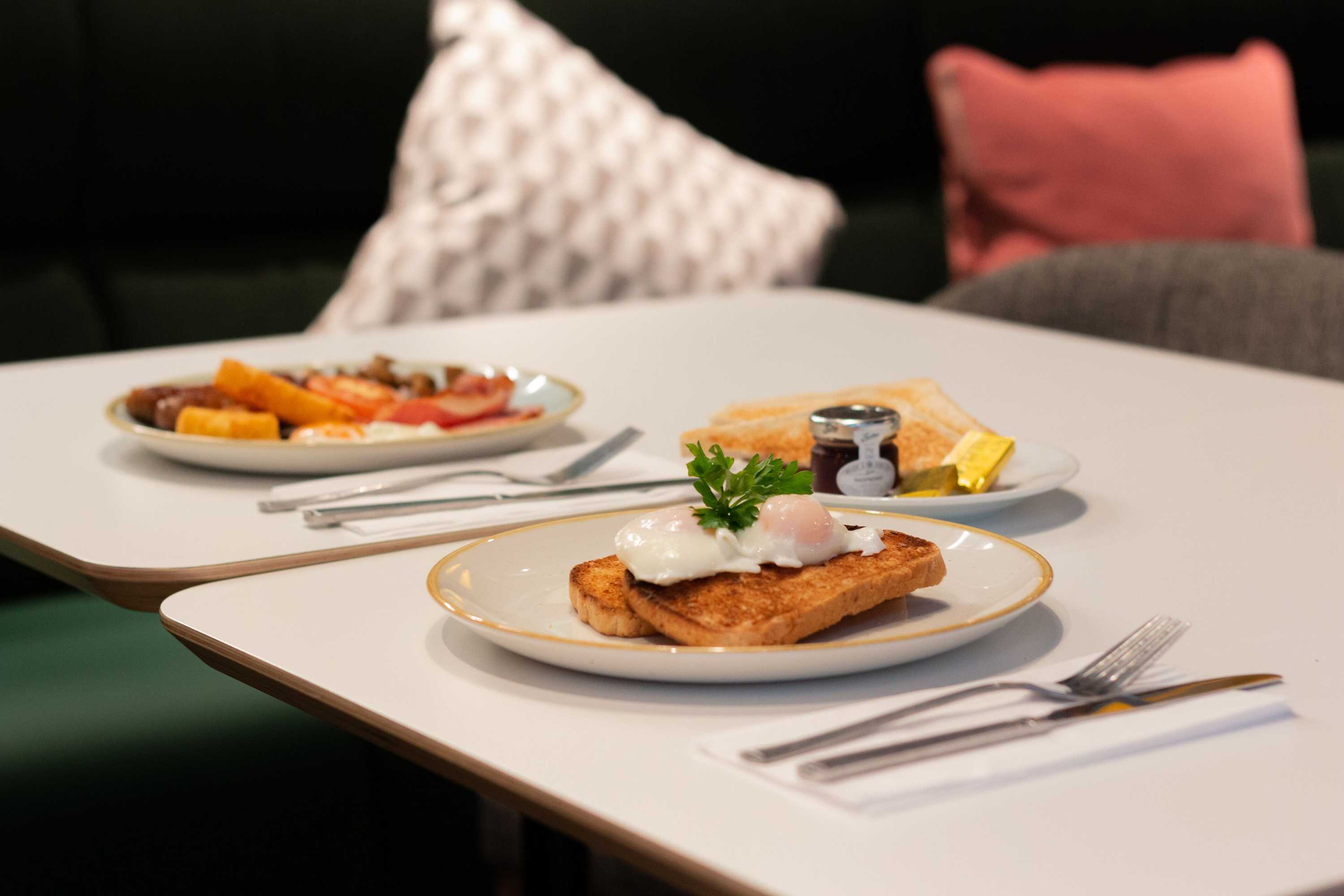 Gift card for Holiday Inn Ashford North A20 by Ihg