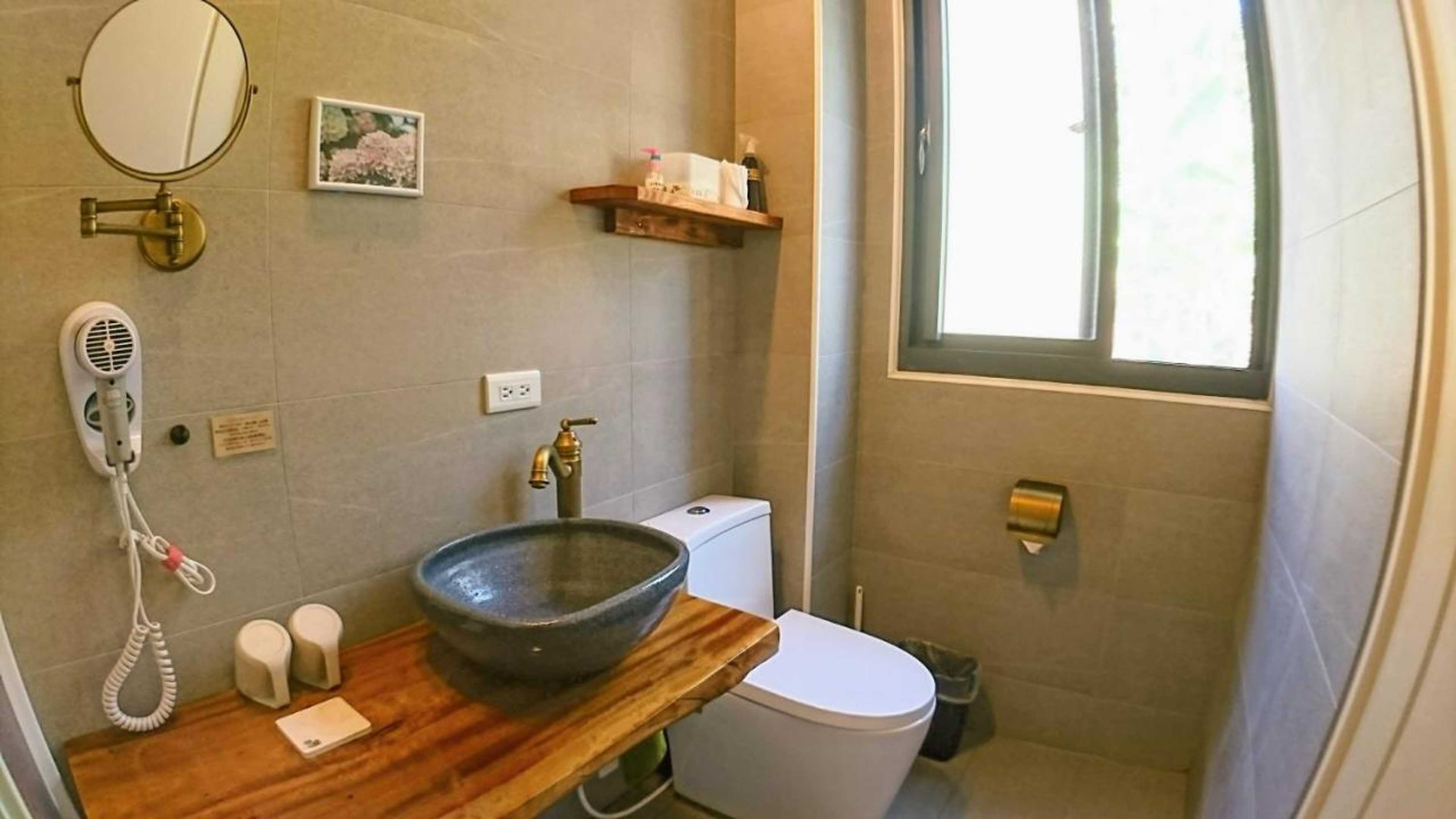 Gift card for Hoka in Sanyi