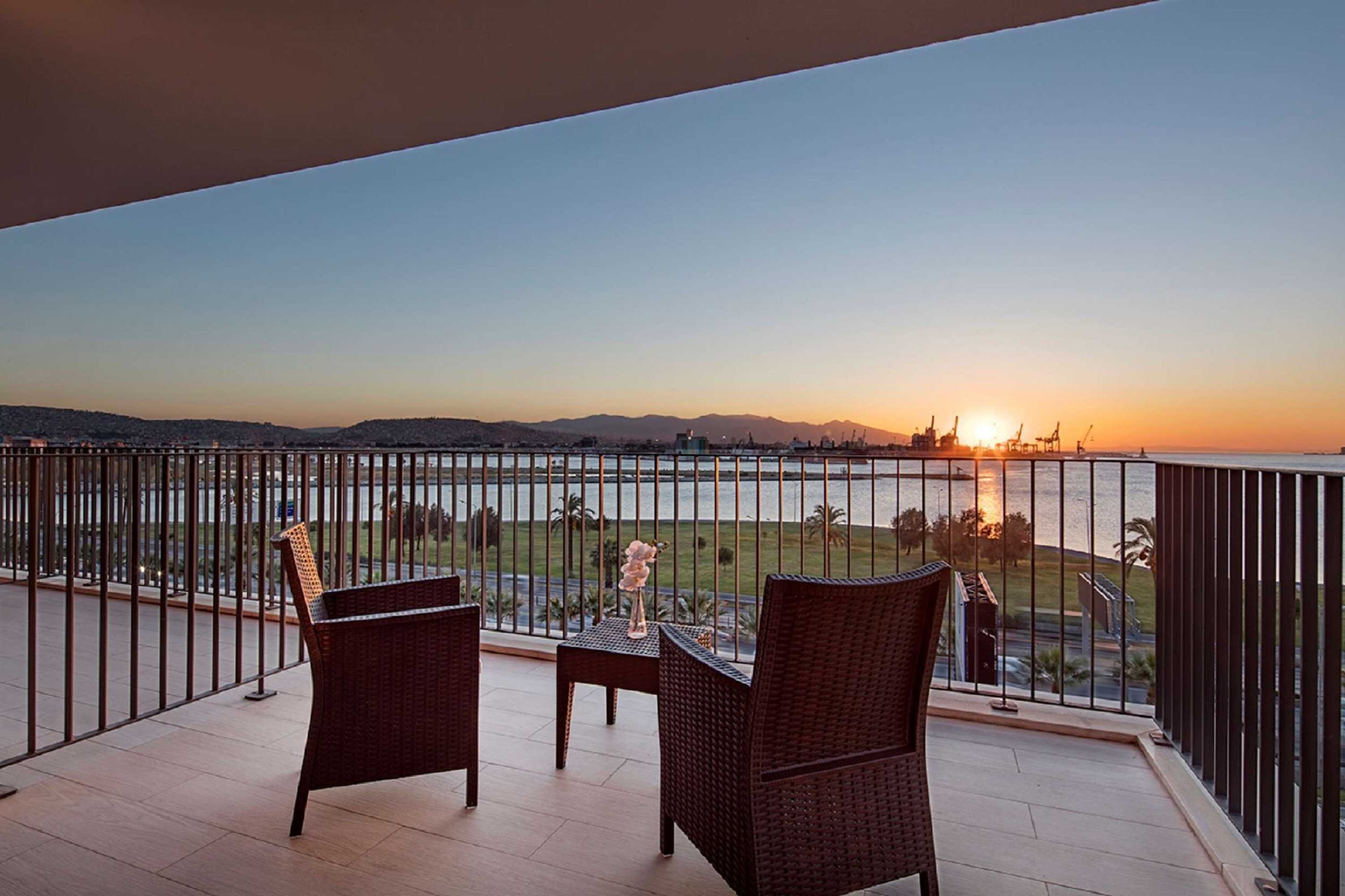 Gift card for Hilton Garden Inn Izmir Bayrakli Gift card for Hilton Garden Inn Izmir Bayrakli