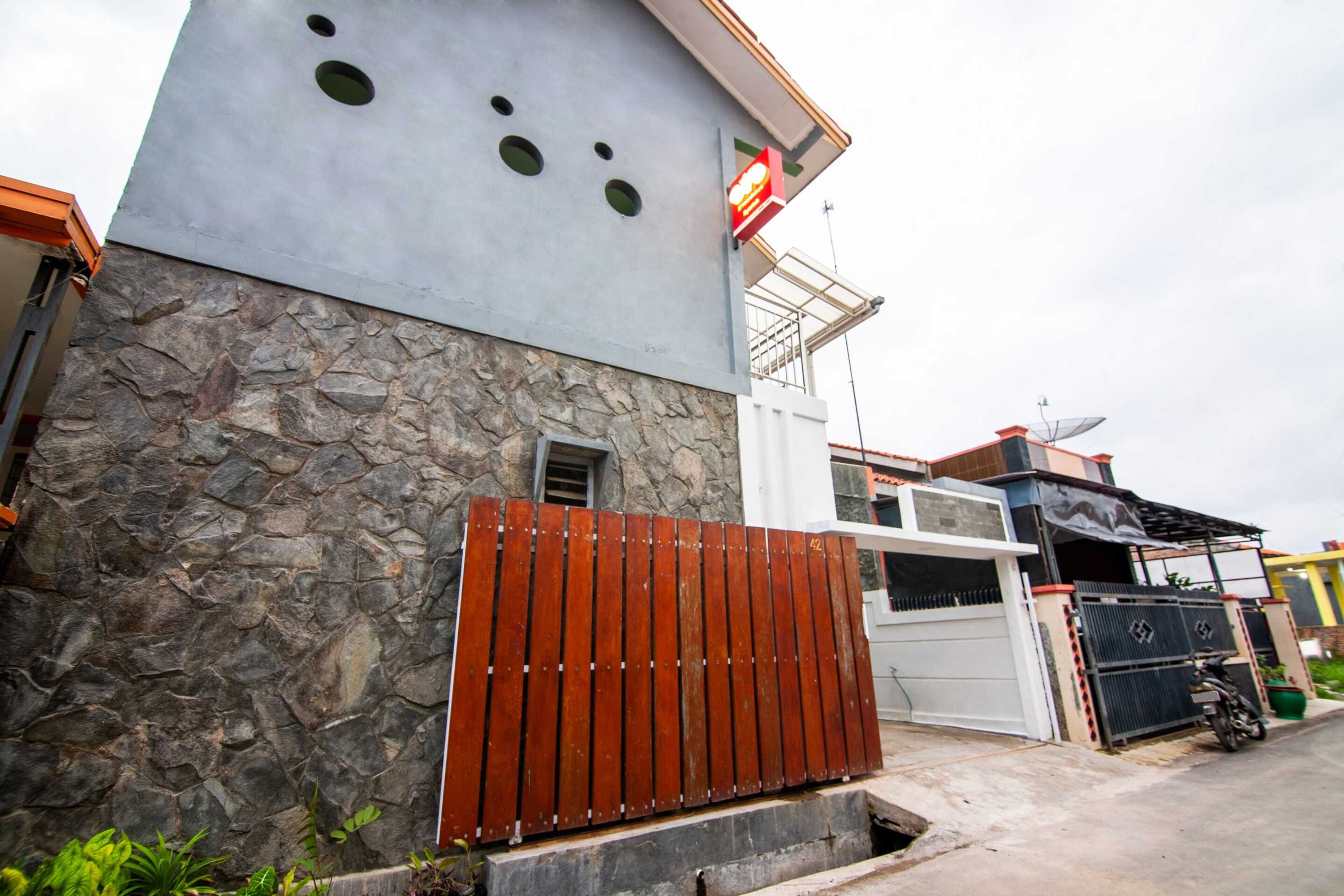 Gift card for Super Oyo 2808 D'residence Syariah Gift card for Super Oyo 2808 D'residence Syariah