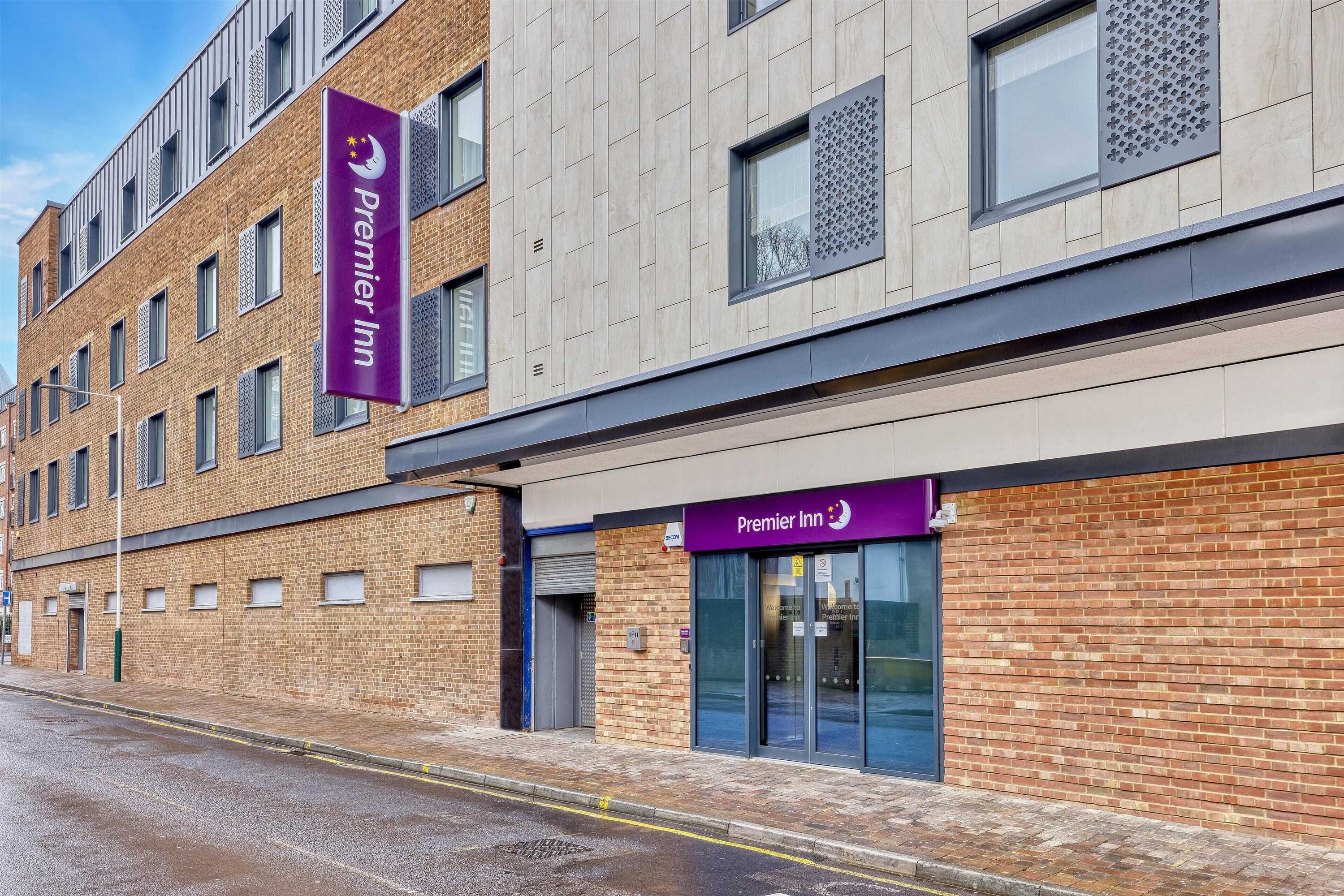 Gift card for Premier Inn London Romford Town Centre Gift card for Premier Inn London Romford Town Centre