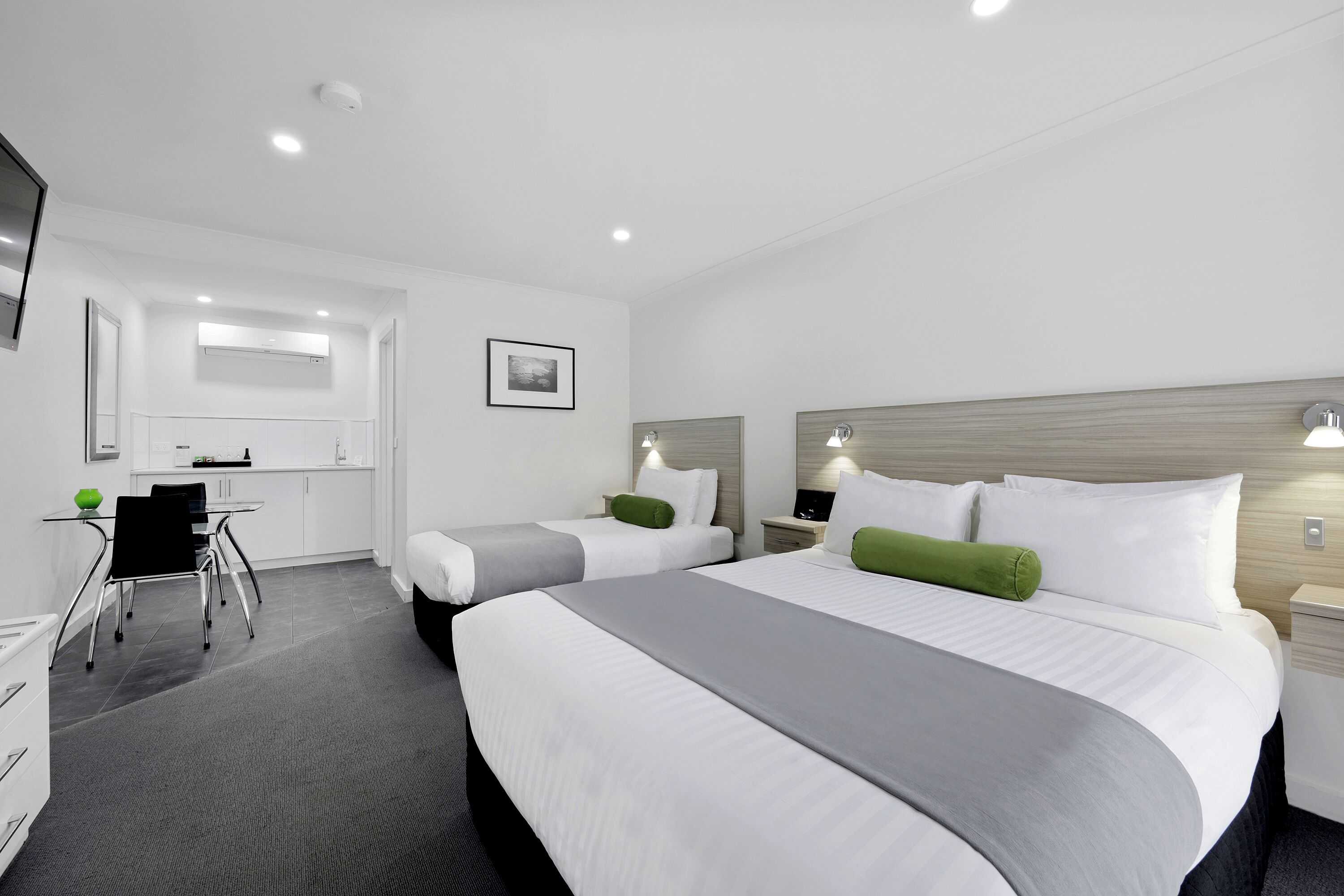Gift card for Hamilton Lonsdale Motel Gift card for Hamilton Lonsdale Motel