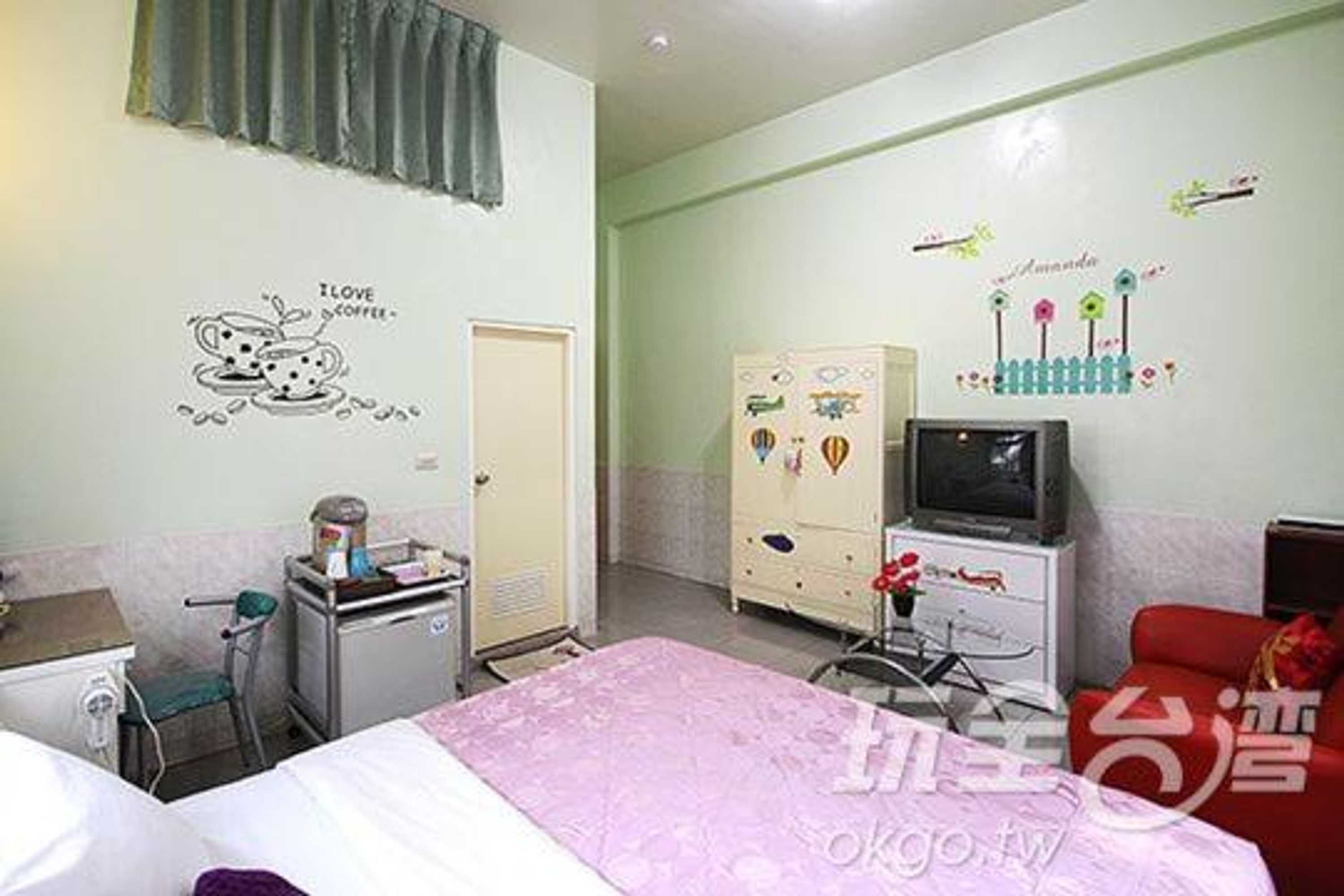 Gift card for Reny Lake Warm Hostel