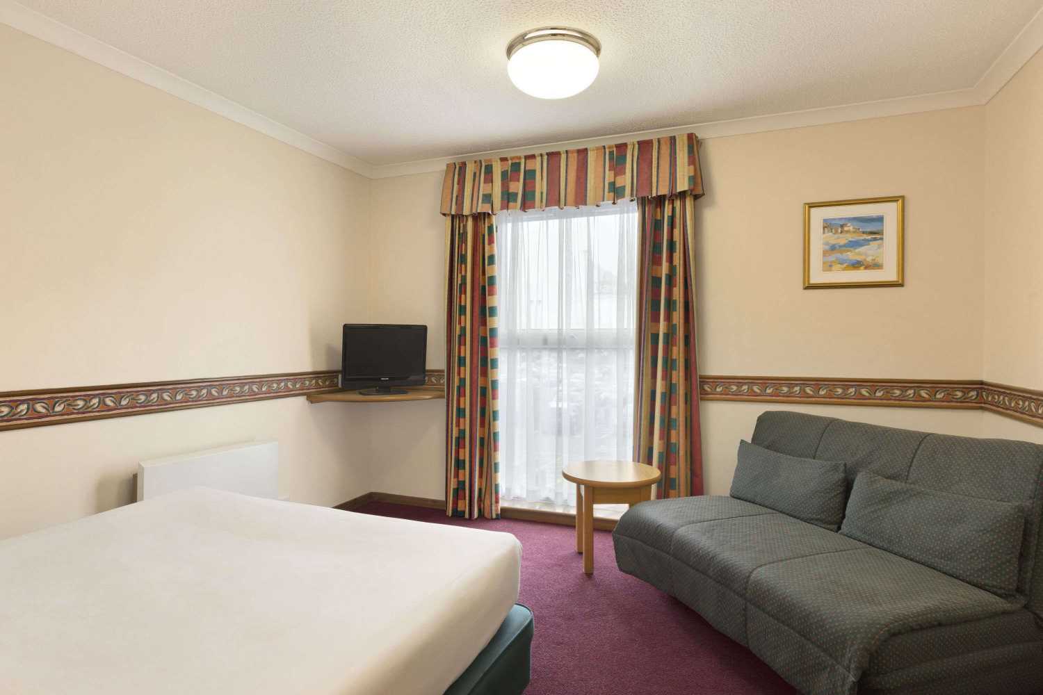 Gift card for Days Inn by Wyndham Leicester Forest East M1 Gift card for Days Inn by Wyndham Leicester Forest East M1