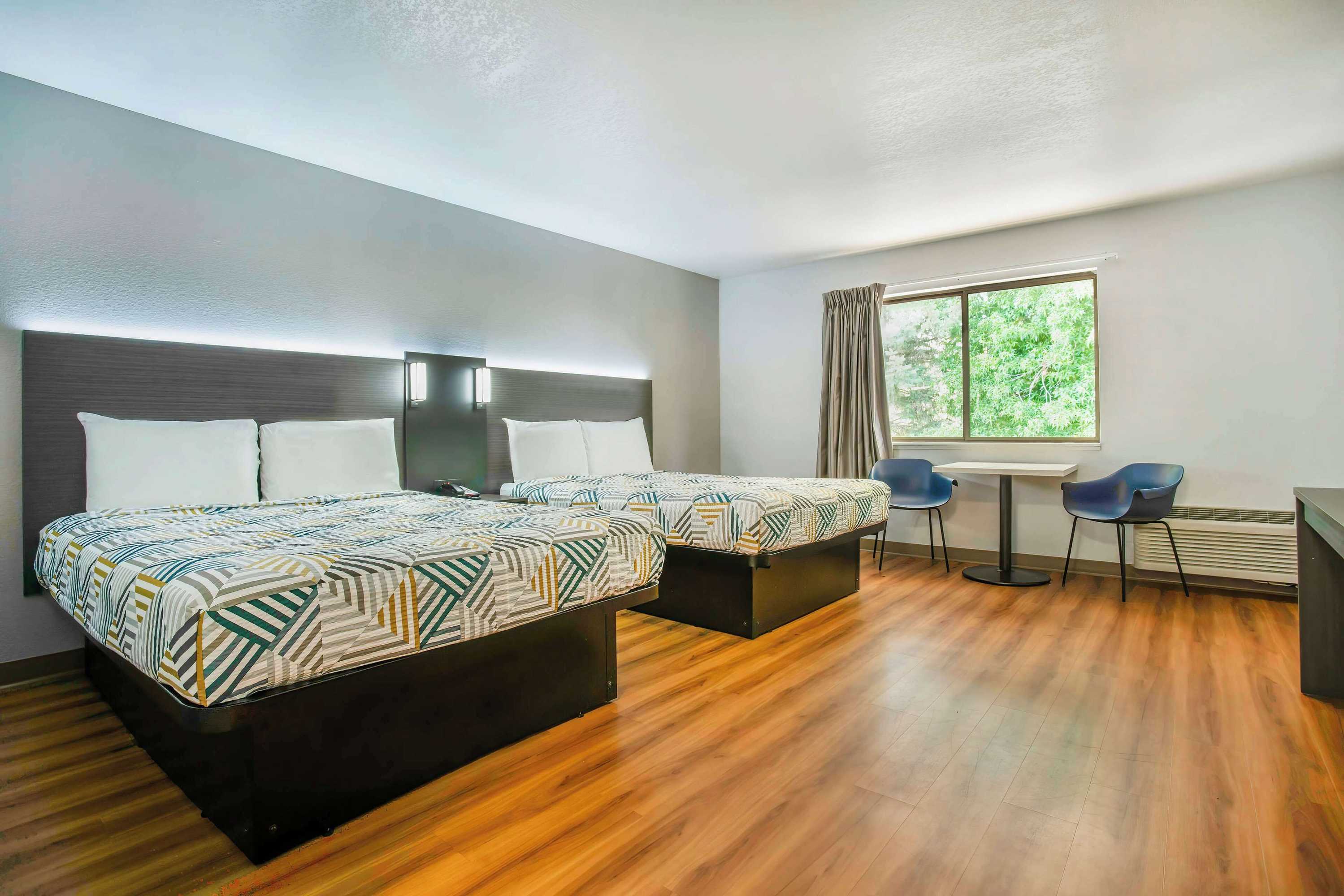 Gift card for Motel 6 Gresham, OR - Portland