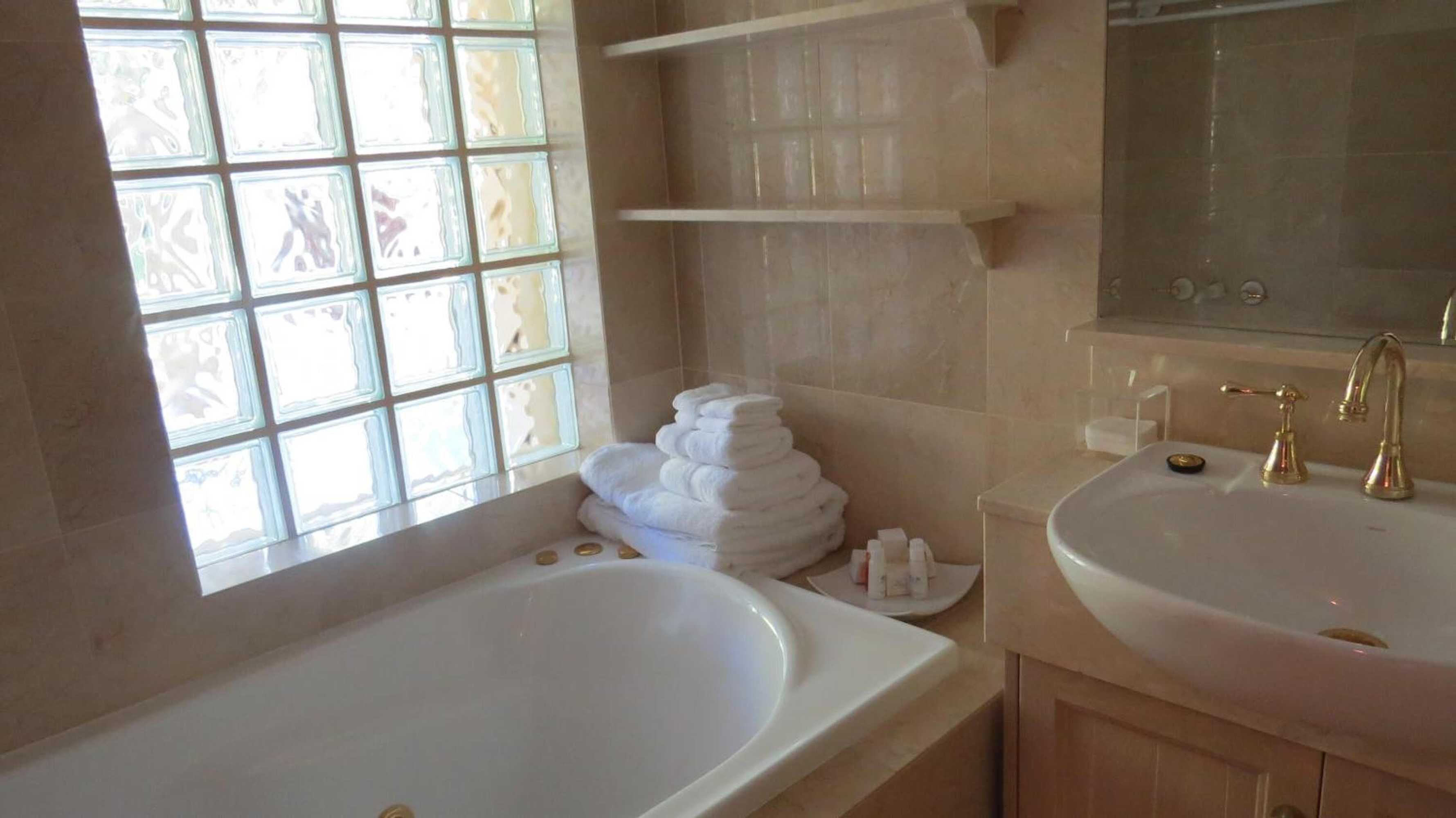 Gift card for Victoria's at Wategos