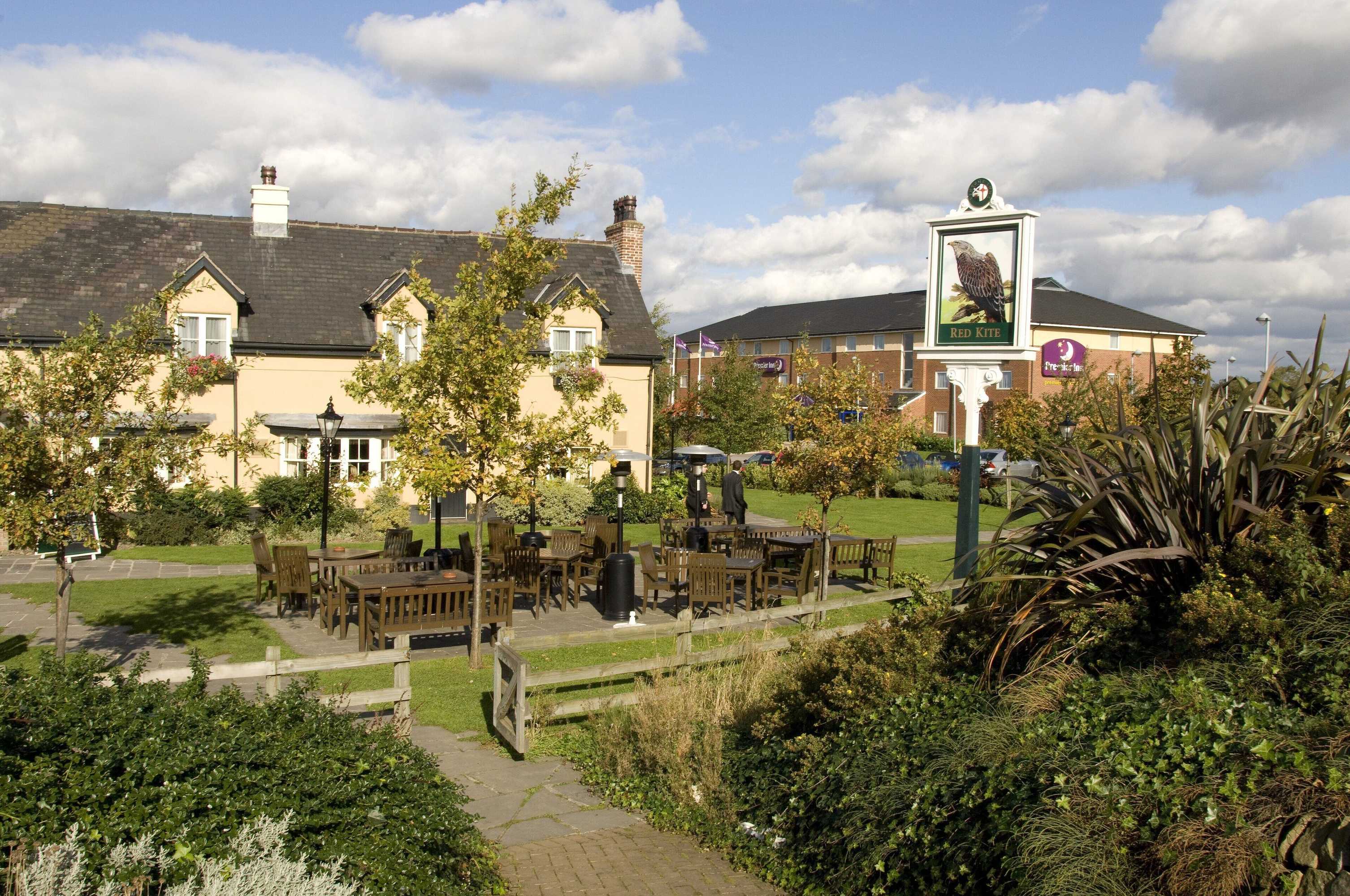Gift card for Premier Inn Wakefield South (m1, Jct39) Gift card for Premier Inn Wakefield South (m1, Jct39)