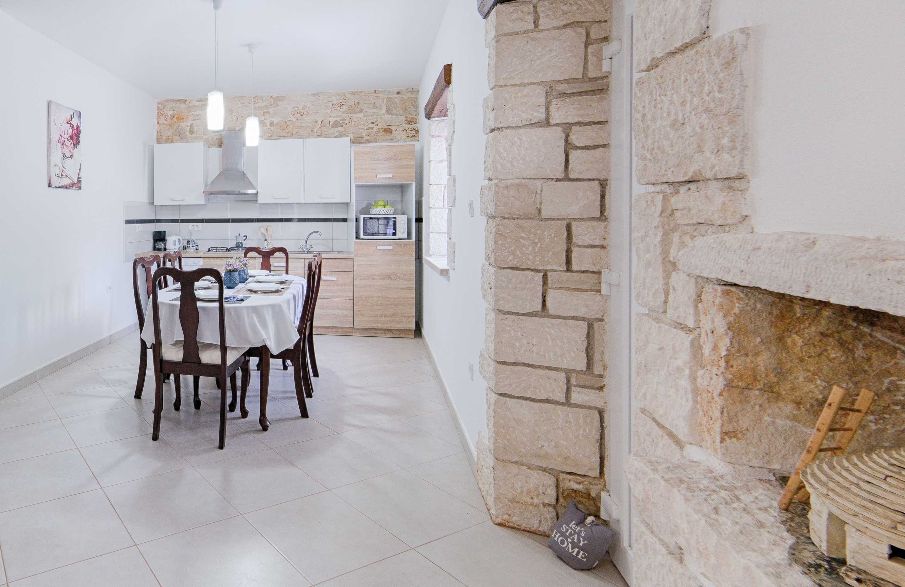 Gift card for Stone House Furlani With a Lovely Garden Gift card for Stone House Furlani With a Lovely Garden