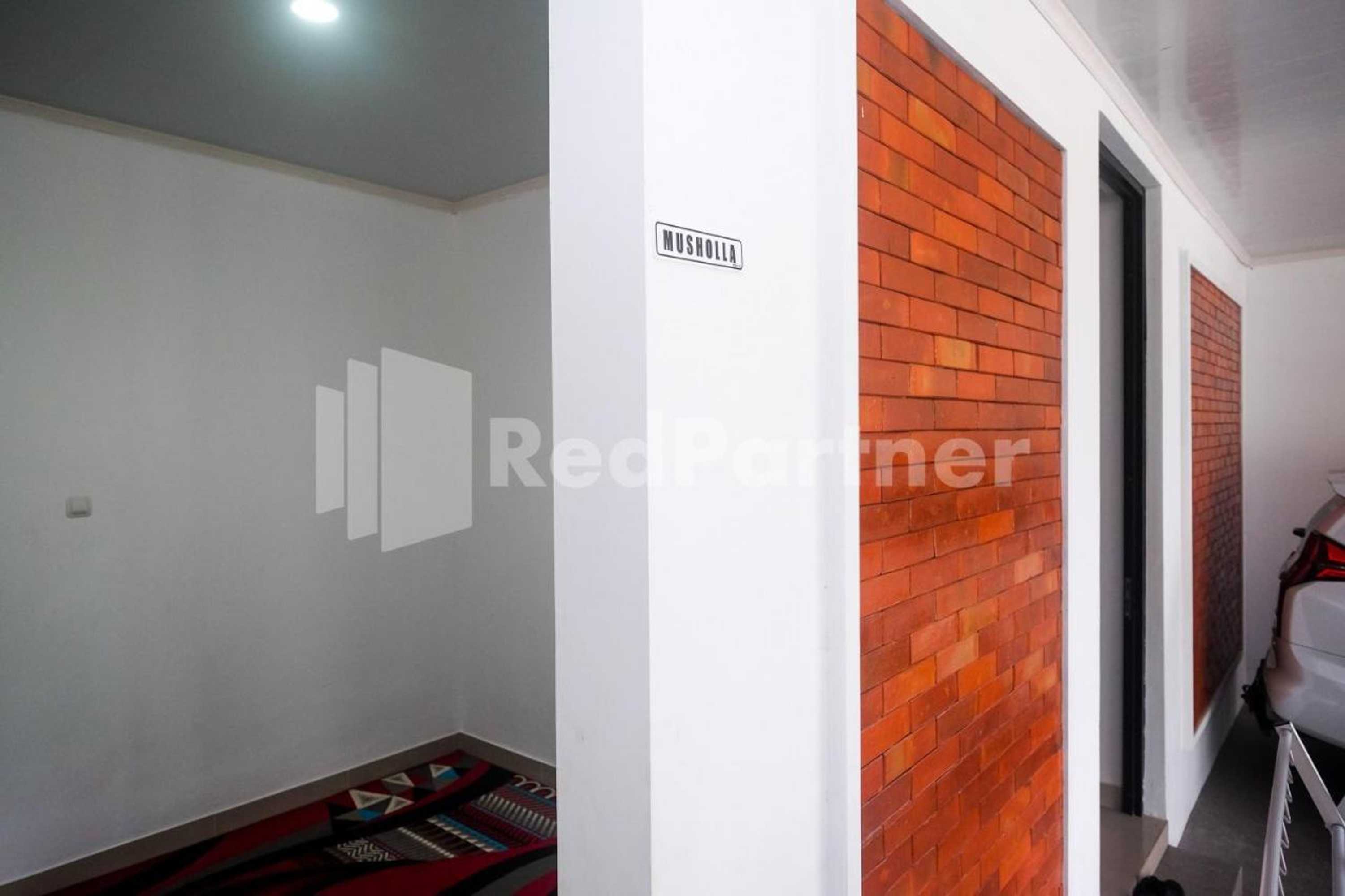 Gift card for River House Mitra Reddoorz Gift card for River House Mitra Reddoorz