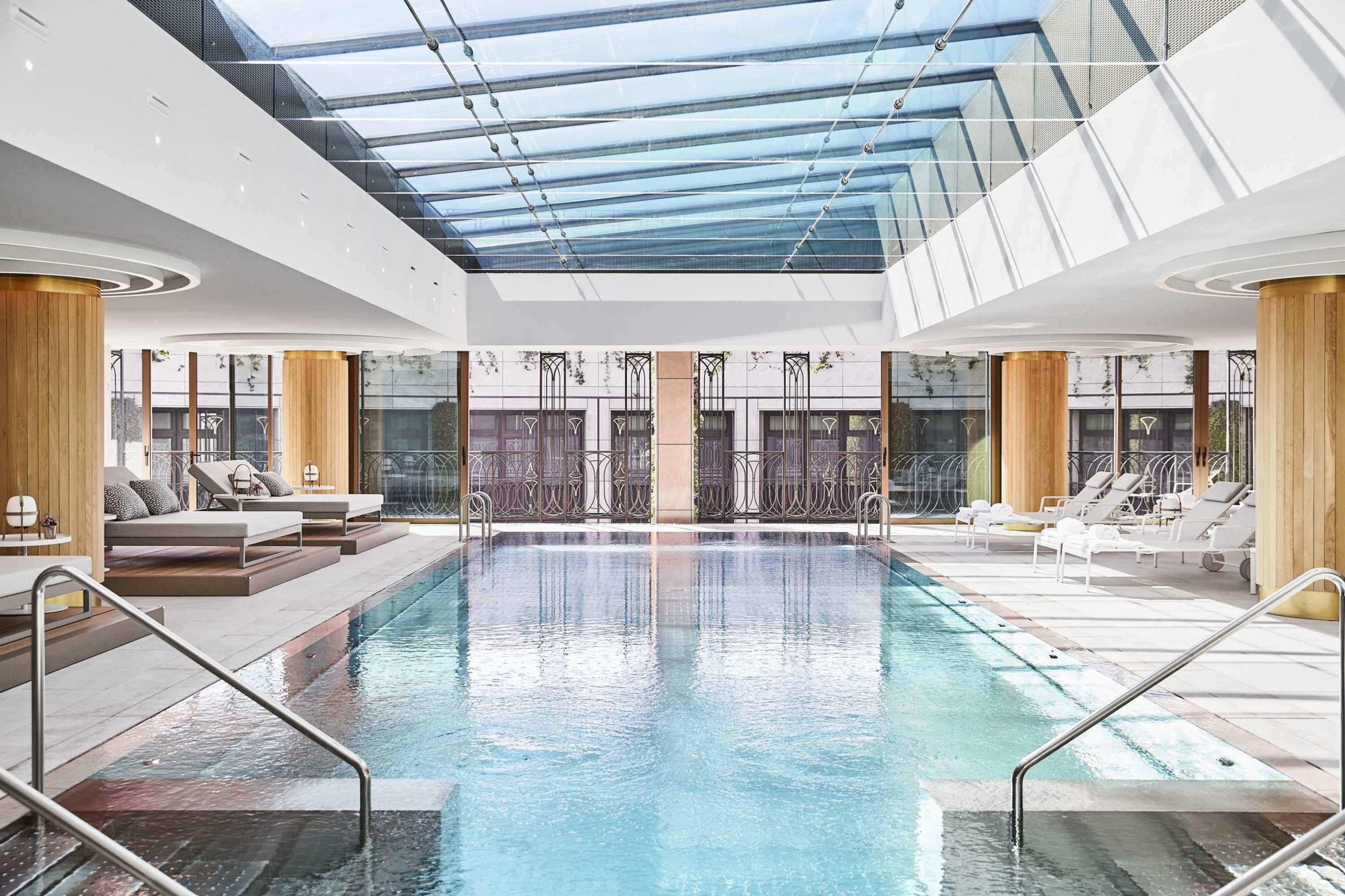 Gift card for Four Seasons Hotel Madrid Gift card for Four Seasons Hotel Madrid