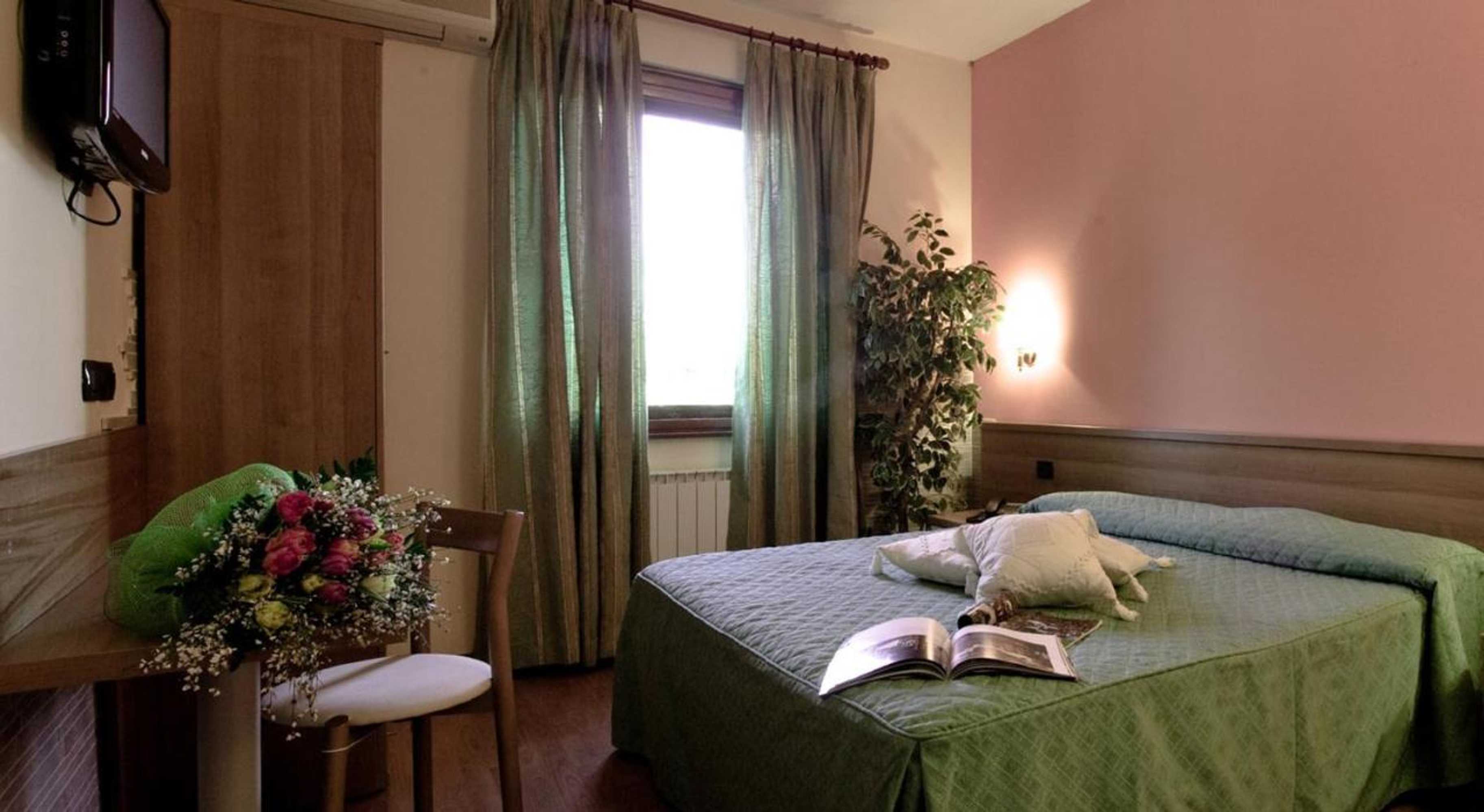 Gift card for Hotel Ristorante Tre Leoni Gift card for Hotel Ristorante Tre Leoni